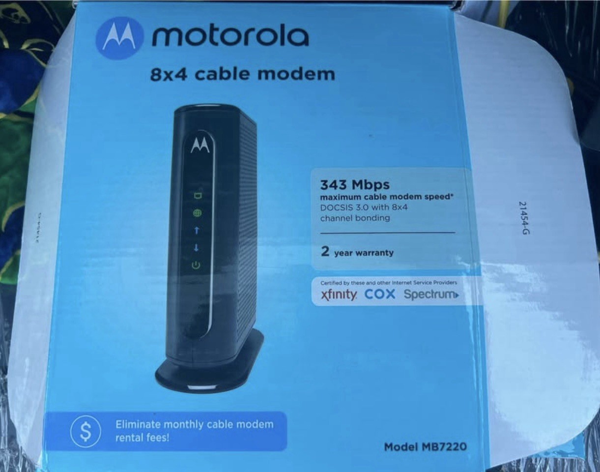 Motorola 8x4 Cable Modem DOCSIS 3.0 Model MB7220, New in Box