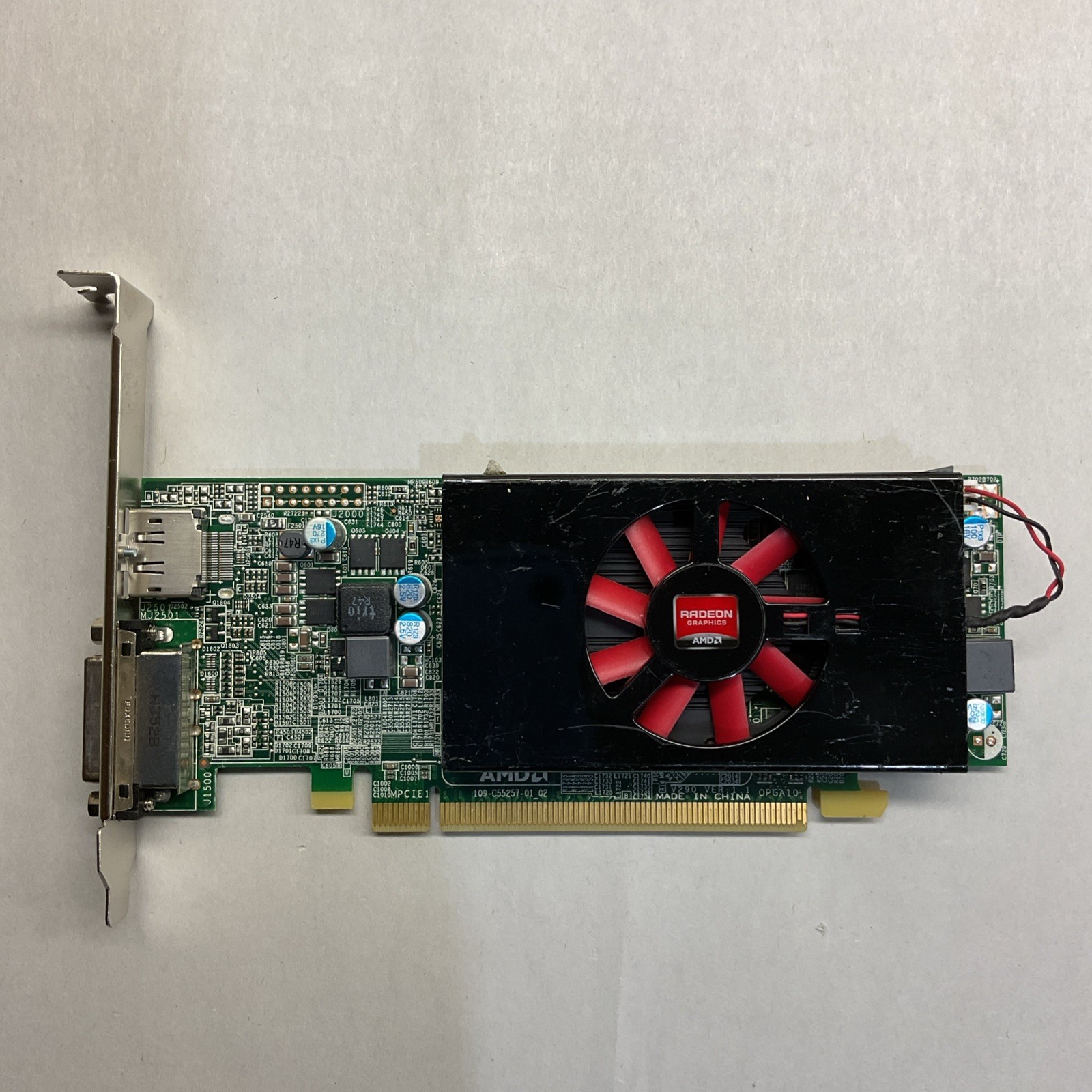 LOT OF35 AMD 109-C55257-01 ATI Radeon HD 8570 1GB PCI-E High Profile Video Card