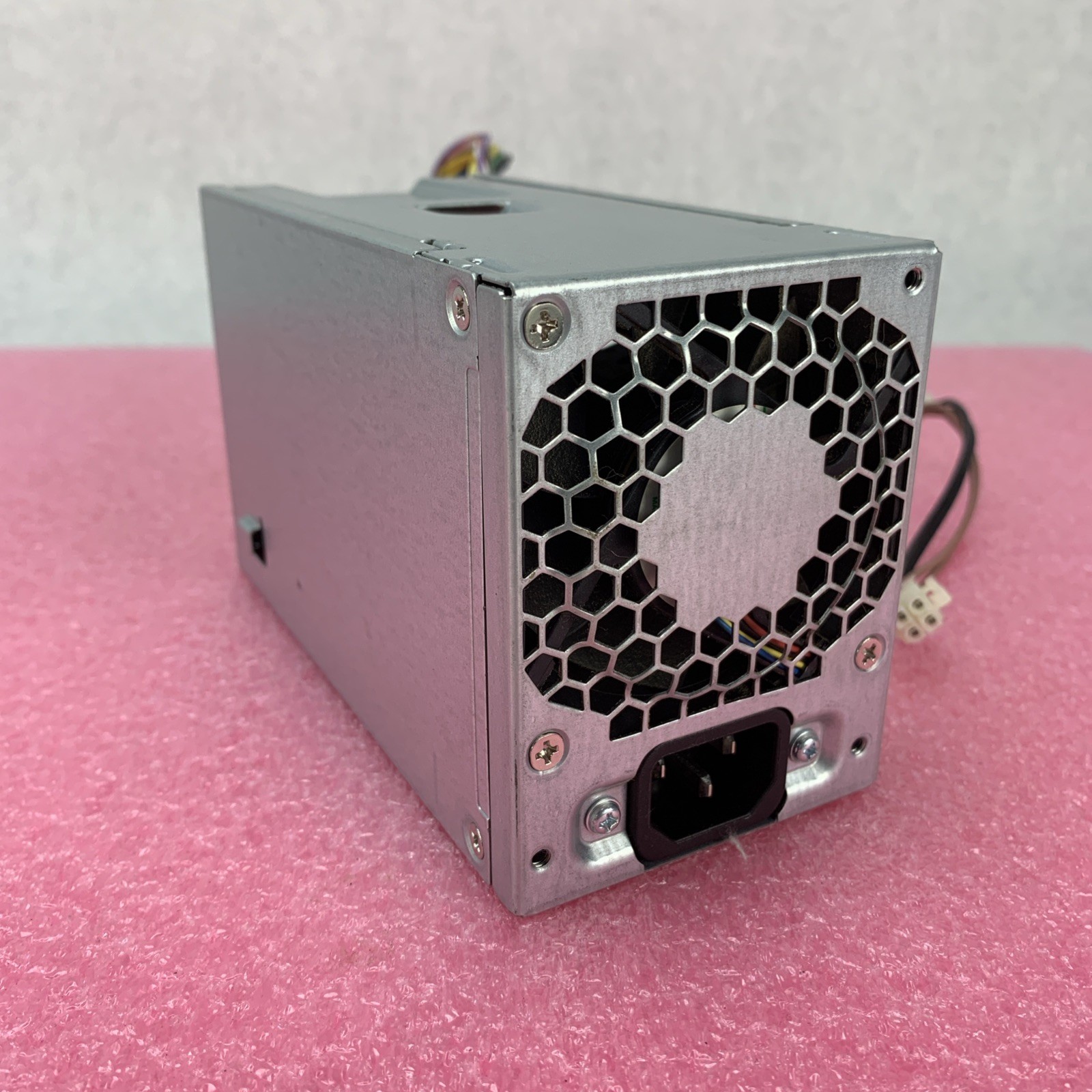 HP DPS-200PB-196 A 80 Plus Platinum 200W Switching Power Supply 901912-003