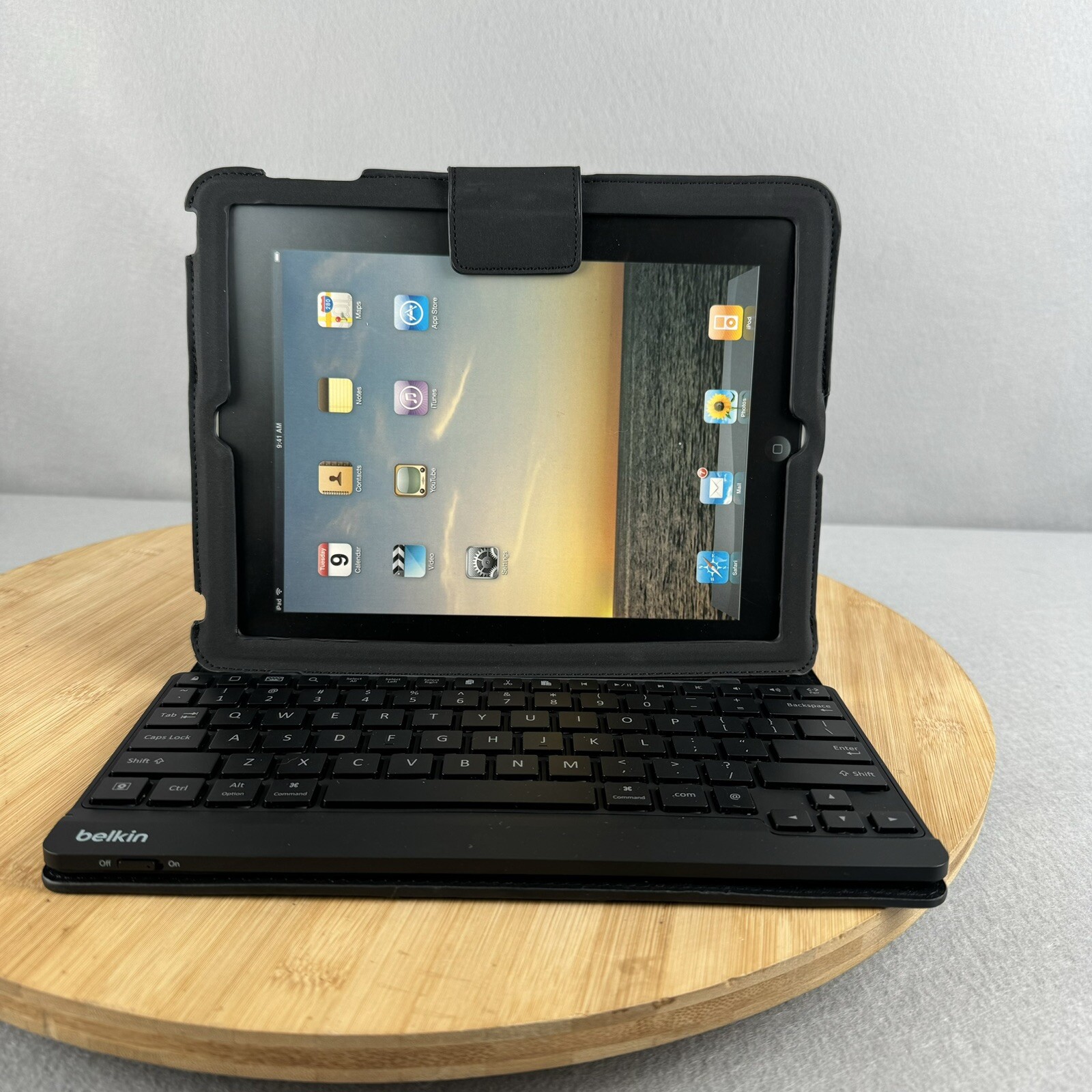 Belkin F5L114 YourType Folio Keyboard - Black