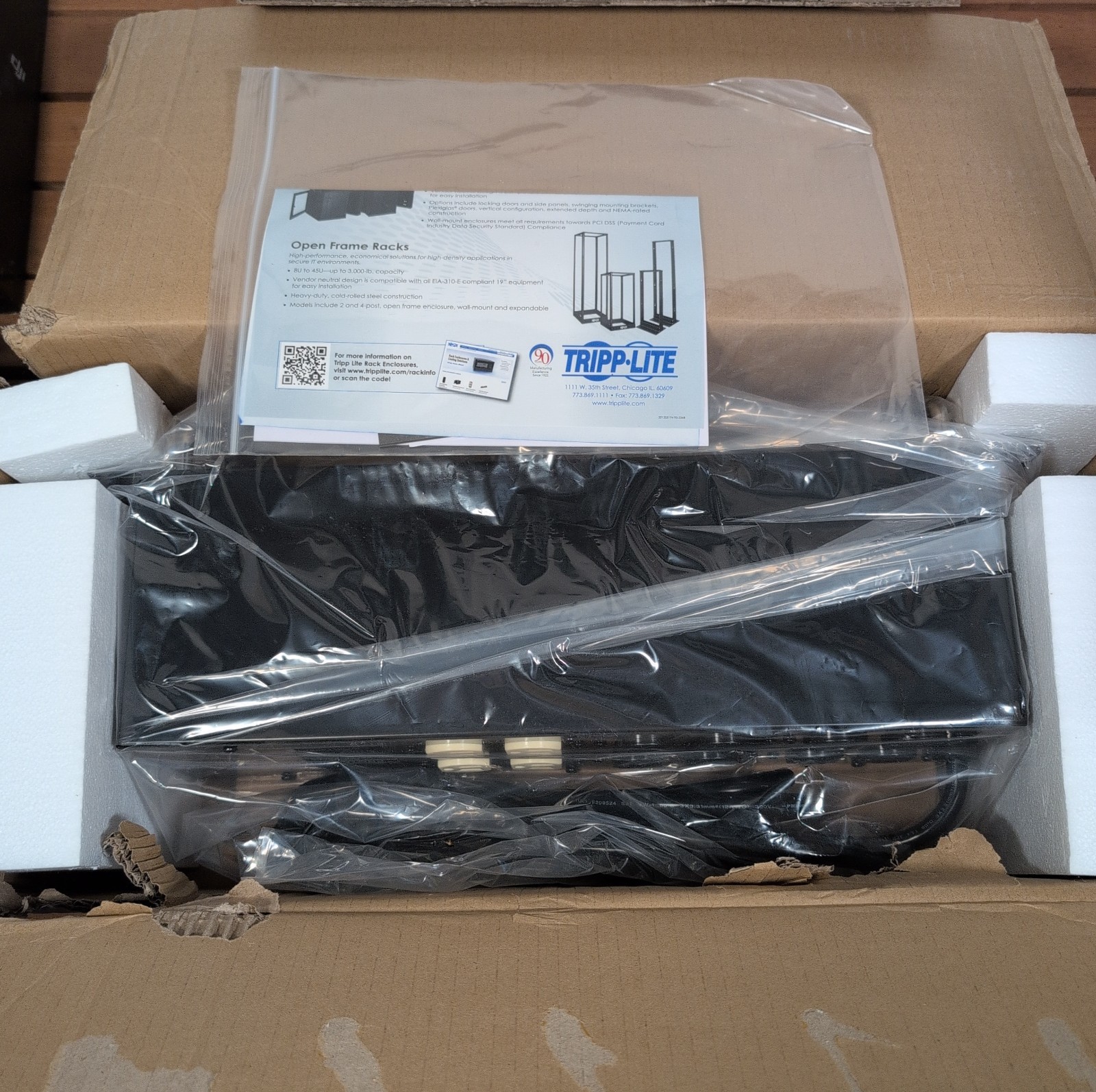 NEW OPEN BOX TRIPP LITE LCR-2400 AC Voltage Regulator Transient Surge Supressor