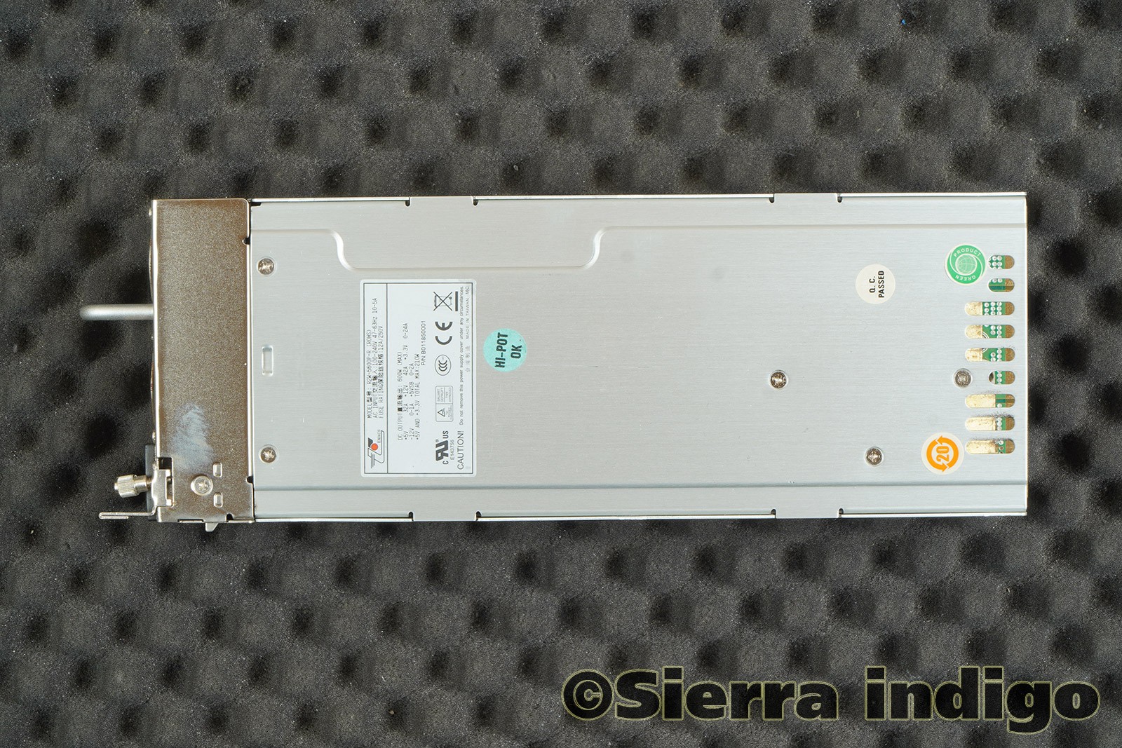 Zippy Emacs R2W-5600P-R Power Supply 600W PSU