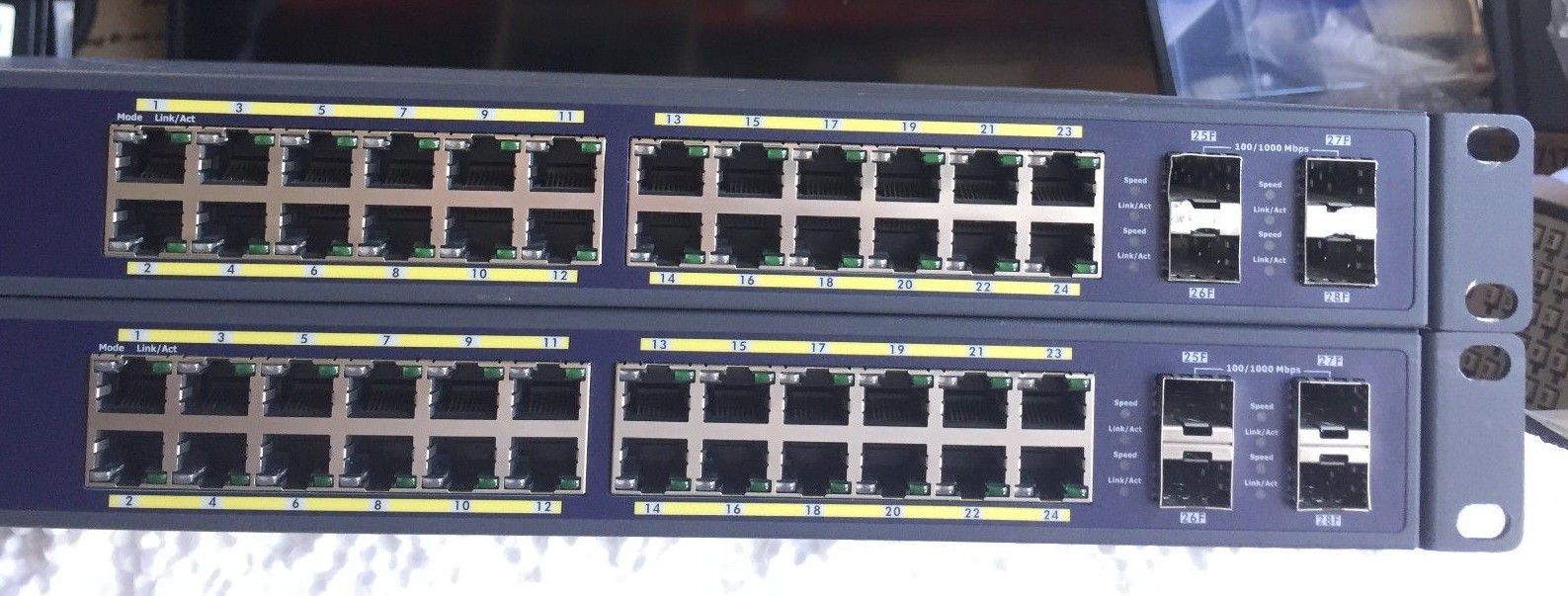 1 ENGENIUS EGS7228P,Great Working Condition,14 Days Money Back