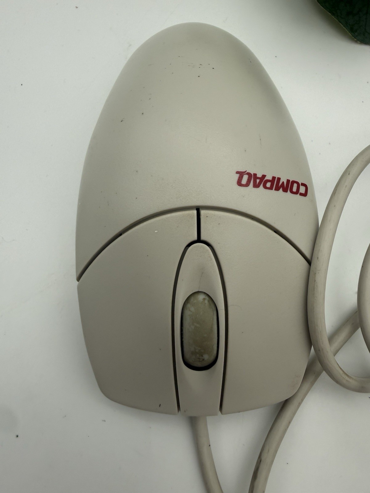 Vintage Compaq Logitech M-S48a PS/2 Ball Mouse Beige Wired Scroll Wheel Retro PC