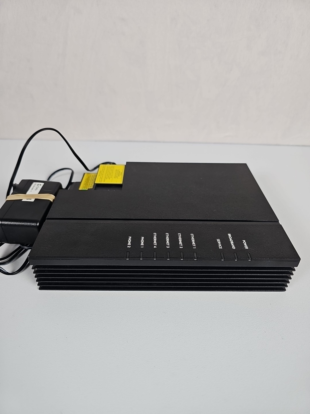 Fiber Optical Network Terminal W/4 Ethernet Ports. Calix 716GE-I R2 100-04974-11