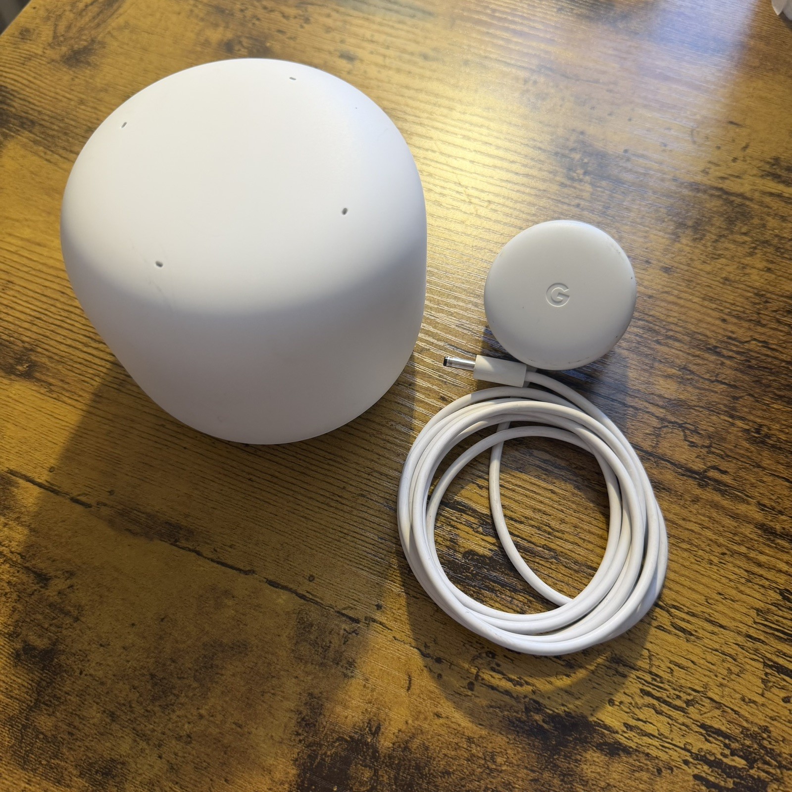 Google Nest H2E WiFi Add-on Point Range Extender Model H2E White w/Power Cord