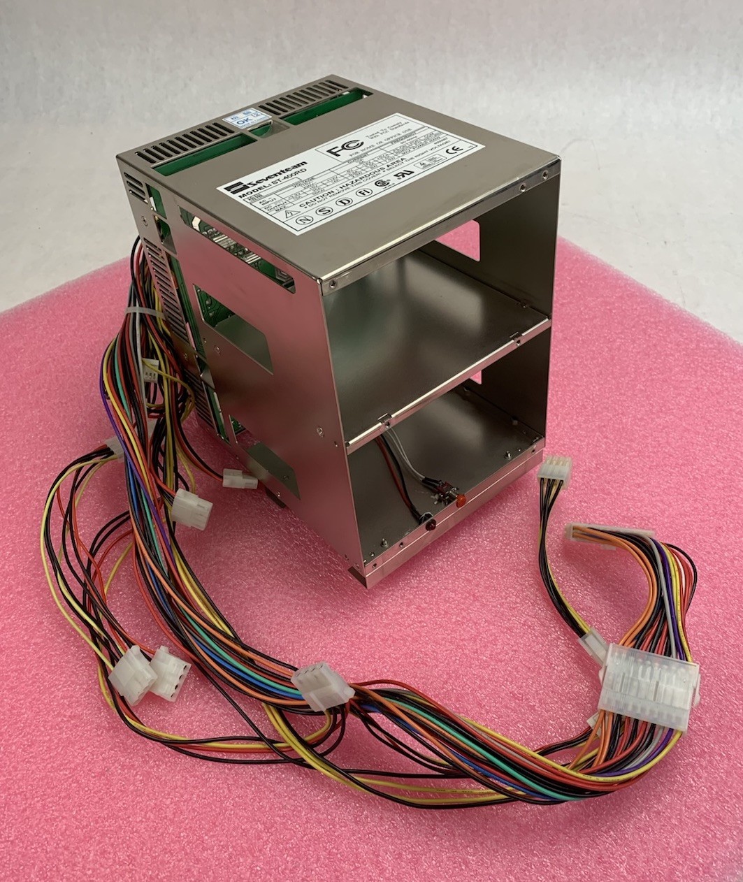 Seventeam ST-400RD 400W Power Supply Dock