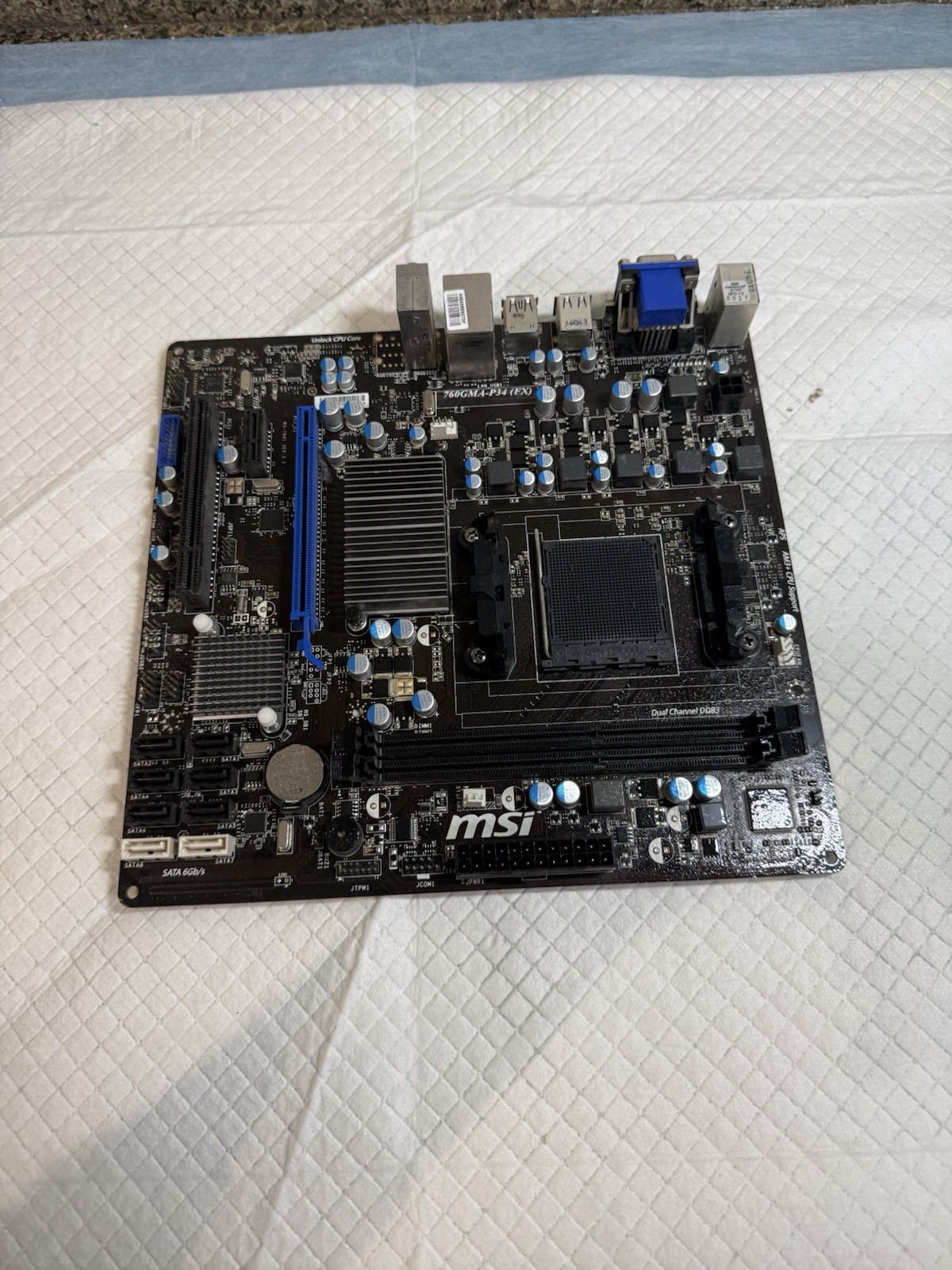 MSI 760GMA-P34 Motherboard