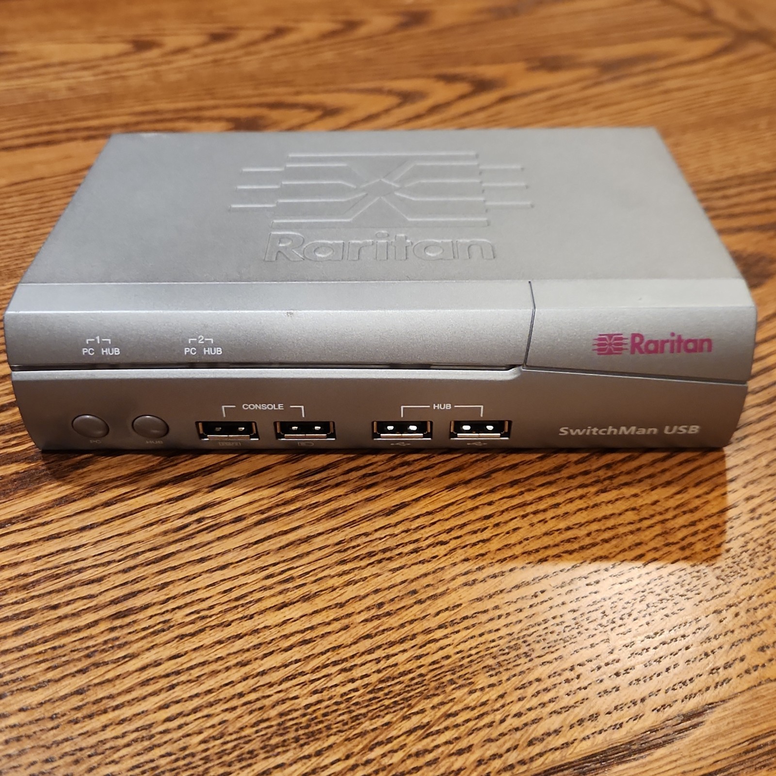 Raritan SwitchMan USB 2-Port KVM Switch SW2-USB Silver VGA Audio Hub V2.0