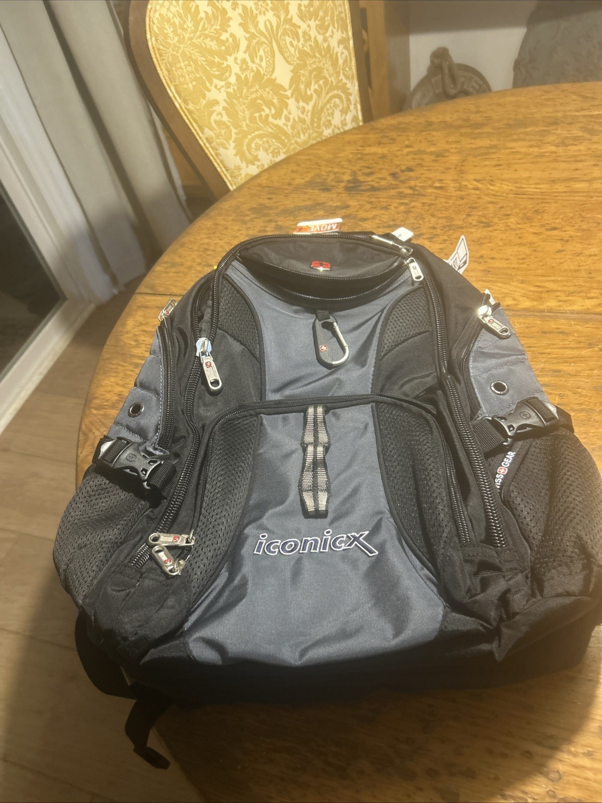 Swiss Gear 1900 Scan Smart Laptop Airflow Backpack Black/Gray Durable