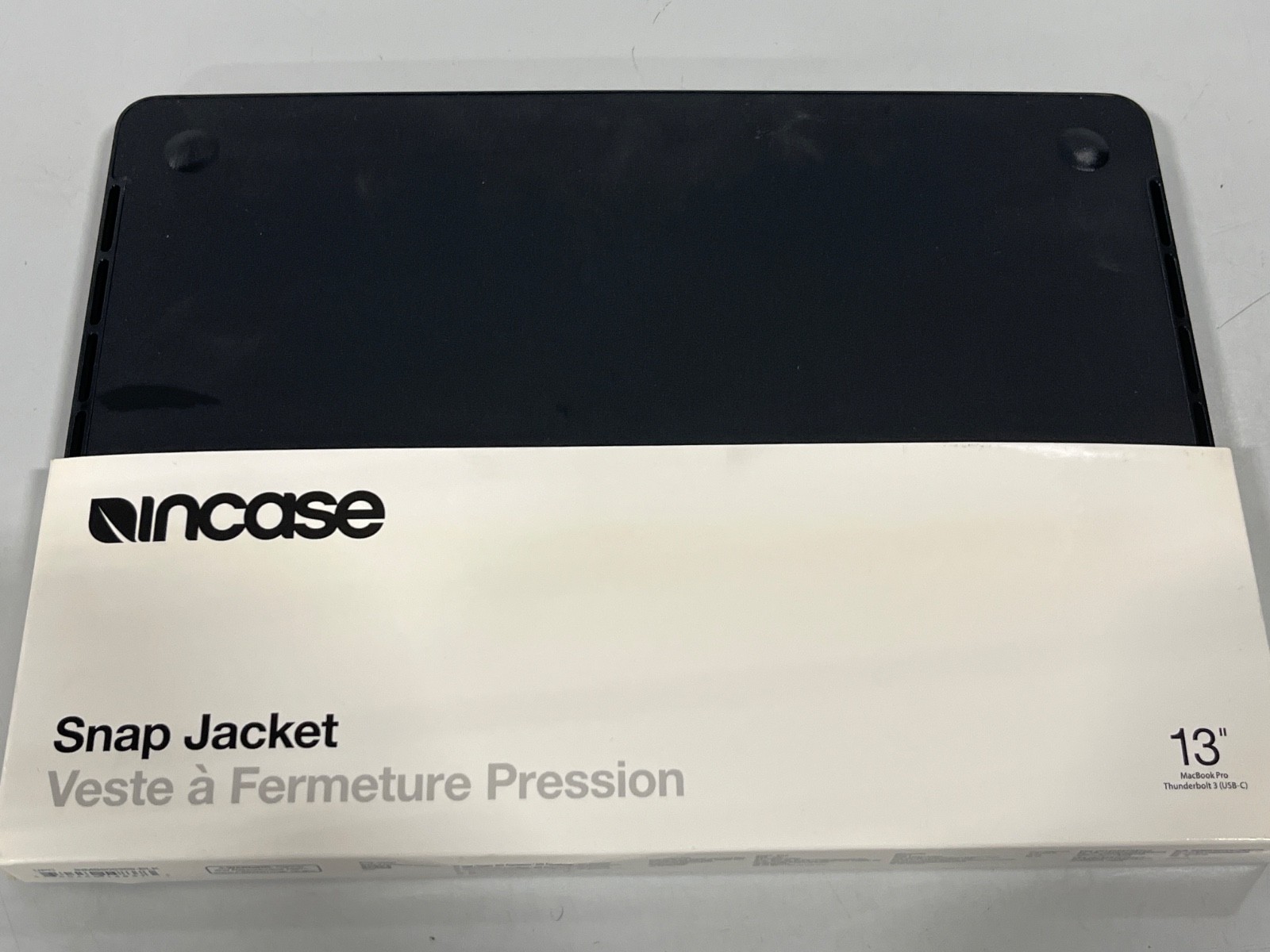 Incase Snap Jacket for 13" MacBook Air – BLACK Hard Shell Case – New
