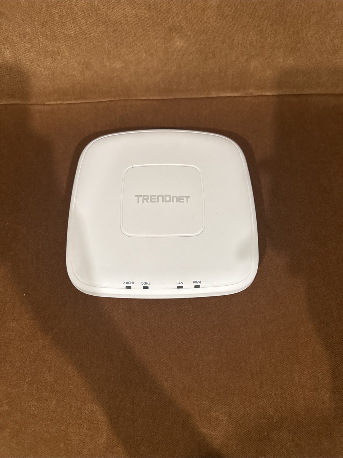 TRENDnet TEW-821DAP AC1200 Dual Band PoE Access Point