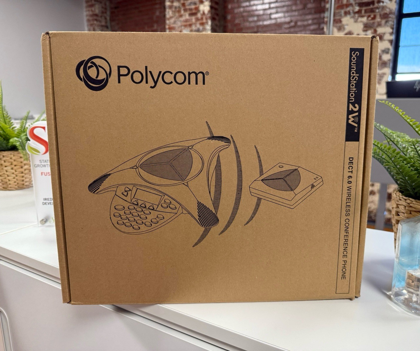 Polycom SoundStation 2W DECT 6.0 Wireless Conference Phone, Conference Phone