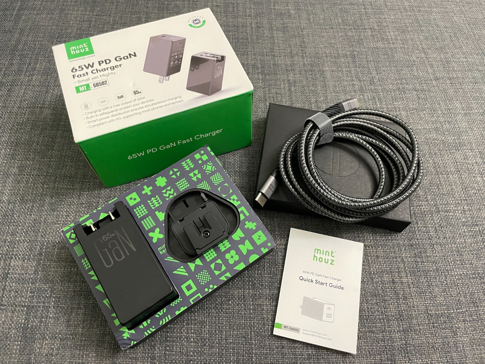 mint houz MT-G6502 65W PD GaN Fast Charger US Plug + UK Adapter + USB-C Cable