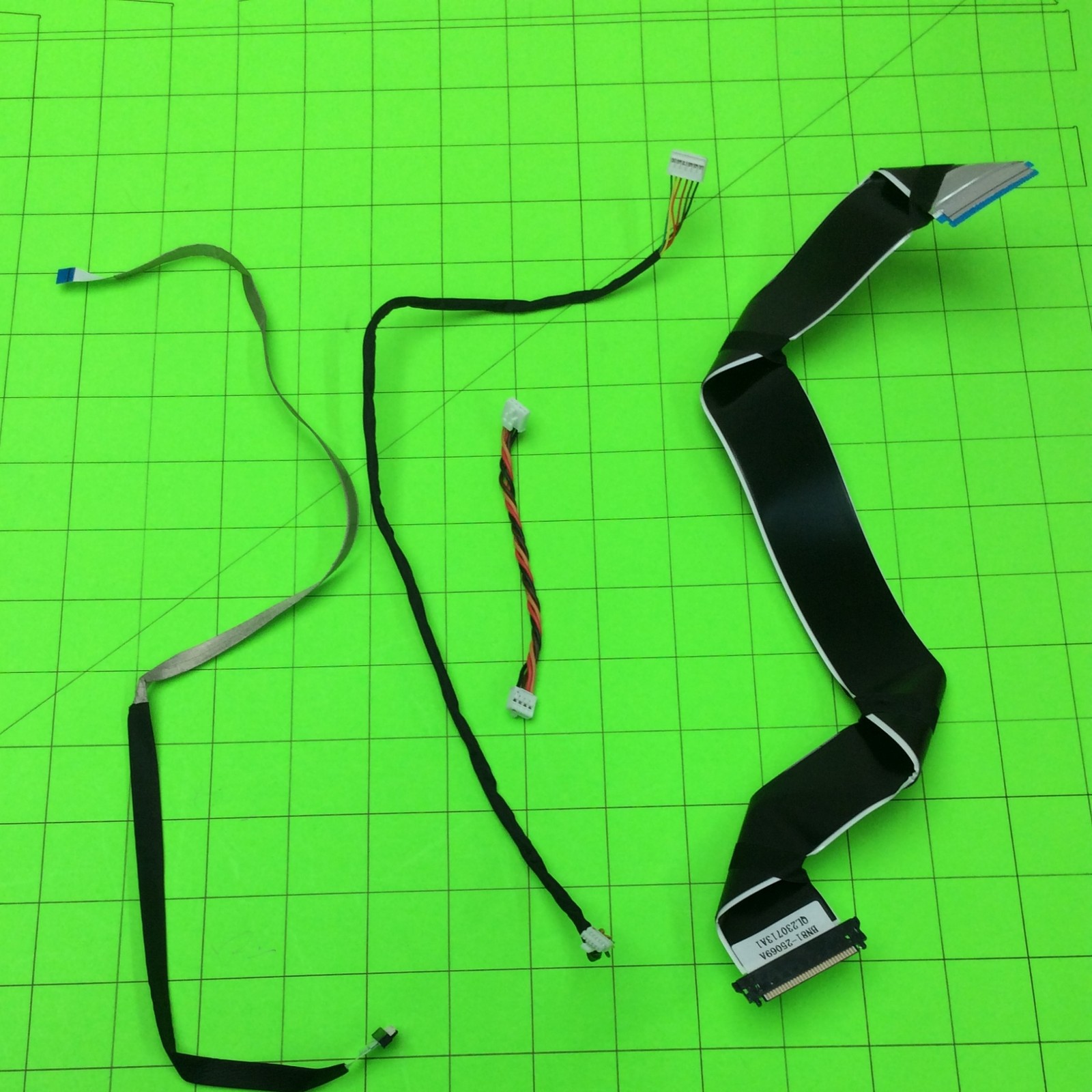 Samsung S27C432GAN Monitor Multiple Internal Cable Wire