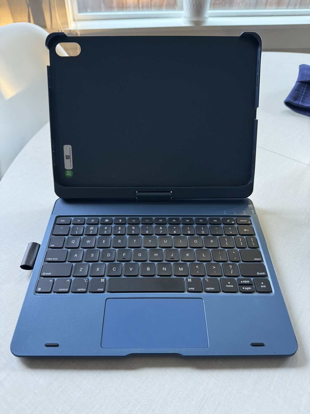 Typecase Touch 360° Rotating Keyboard Case w/ Trackpad, iPad A16 11th/10th Gen 