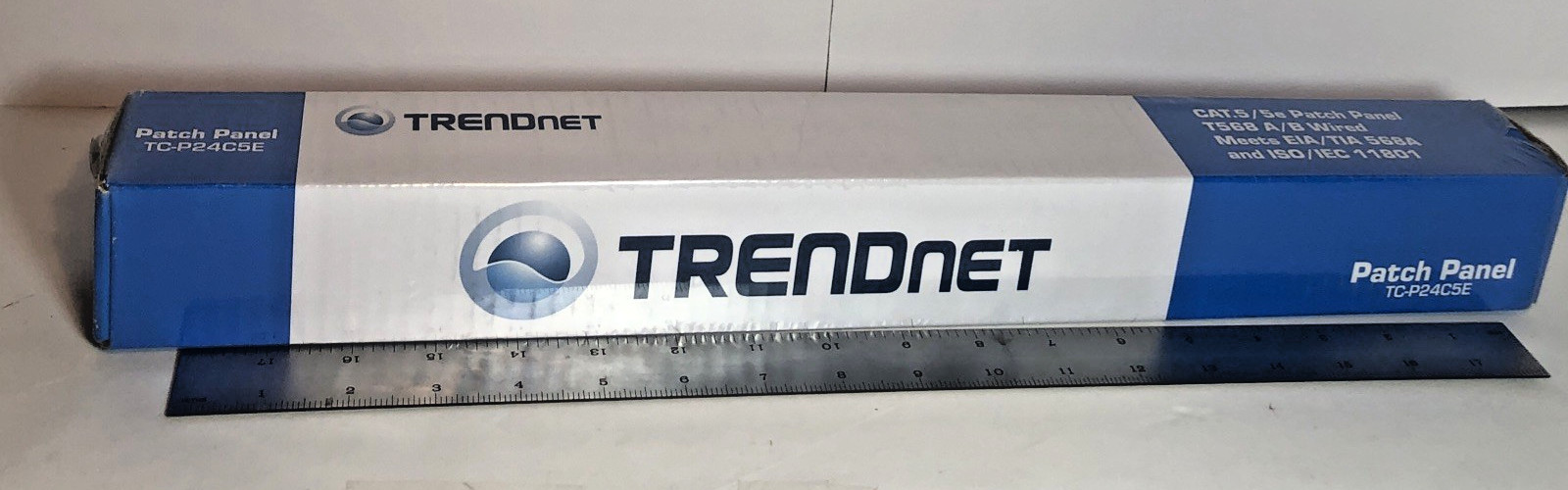 TRENDnet Patch Panel TC-P24C5E CAT.5 / 5e Patch Panel T568 A/B Wired New in box