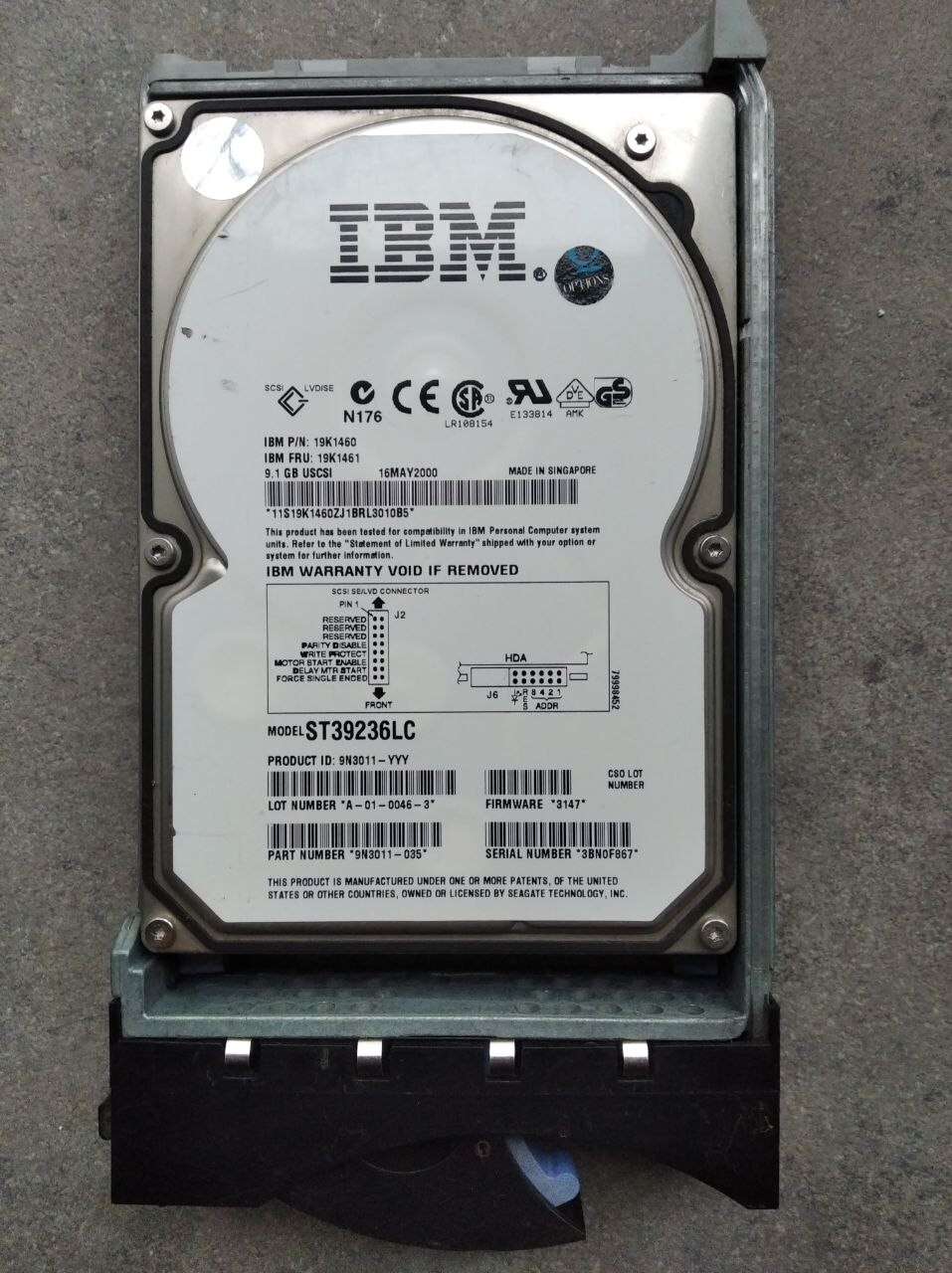 Vintage HDD 3.5" IBM USCSI 9.1 GB Model: ST39236LC PN: 9N3011-035 - May 2000