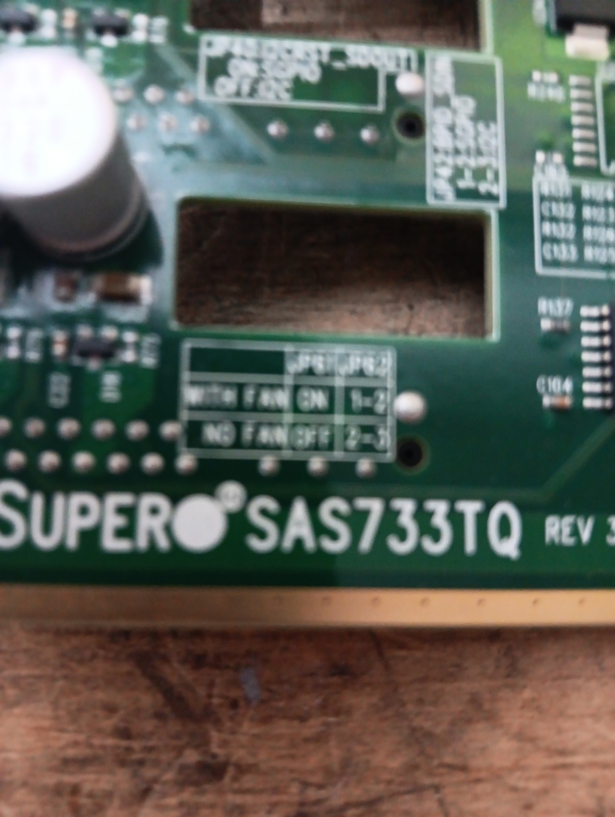 USED - Supermicro SAS733TQ Server 4-Port SATA II/SAS Backplane / WORKING