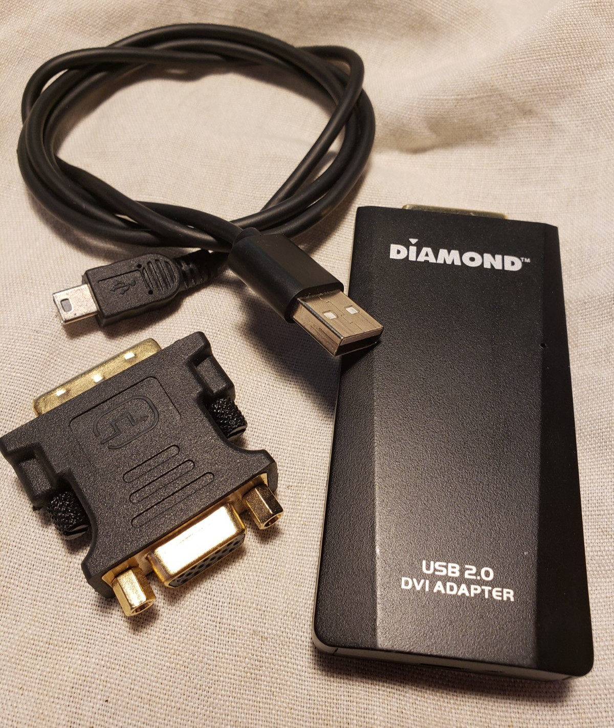Diamond Multimedia  USB 2.0 VGA/DVI/HDMI Adapter BVU165