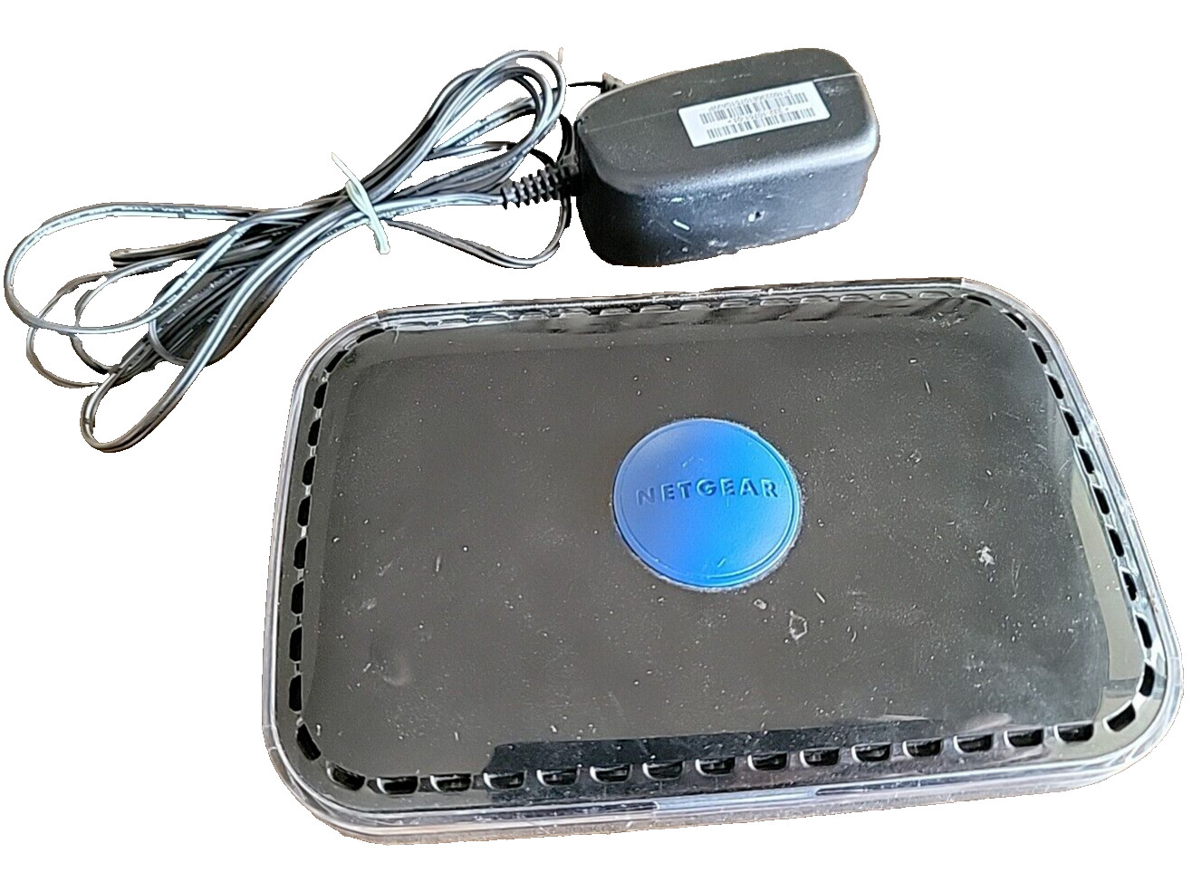 Netgear WNDR3400v3 N600 Wireless Dual Band Router. with power cord