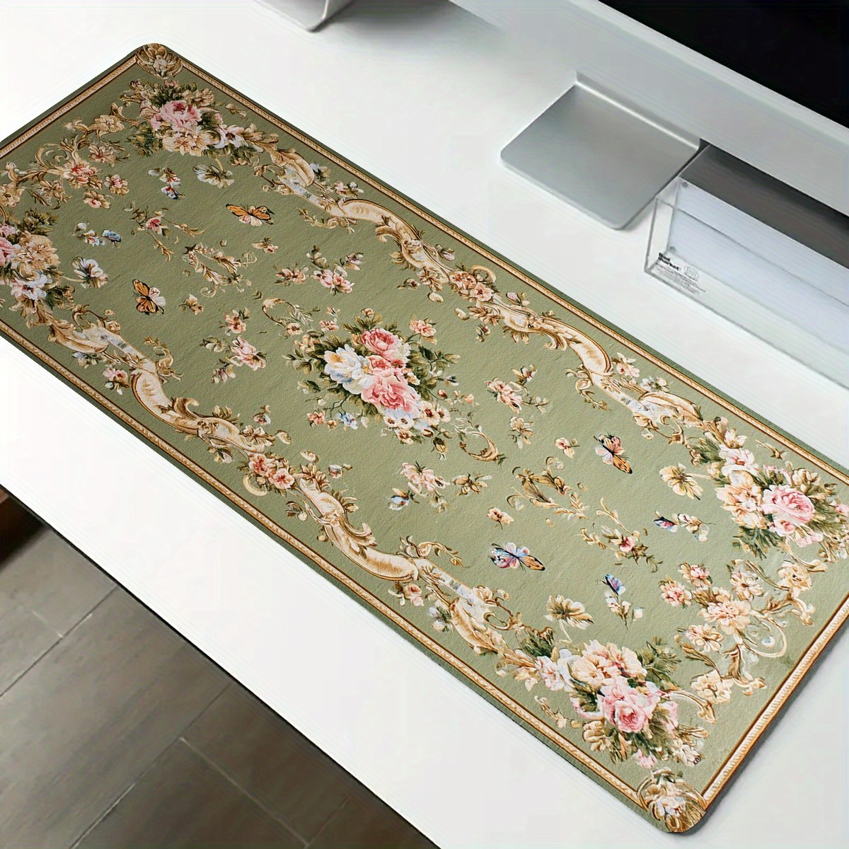 A Large, Ultra-durable Mouse Pad and Keyboard Mat Featuring a Green Floral Vin