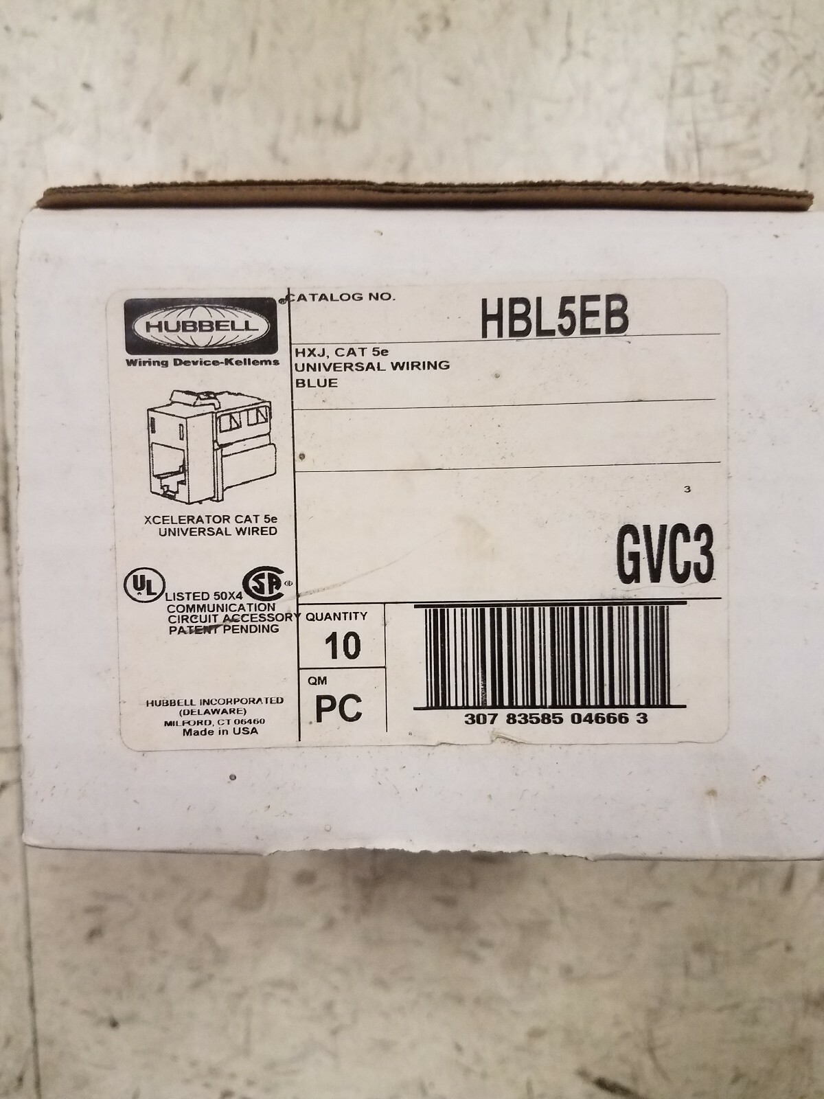 LOT OF 20  NEW HUBBELL HBL5EB GVC3 XCELERATOR, UNIVERSAL WIRING BLUE 