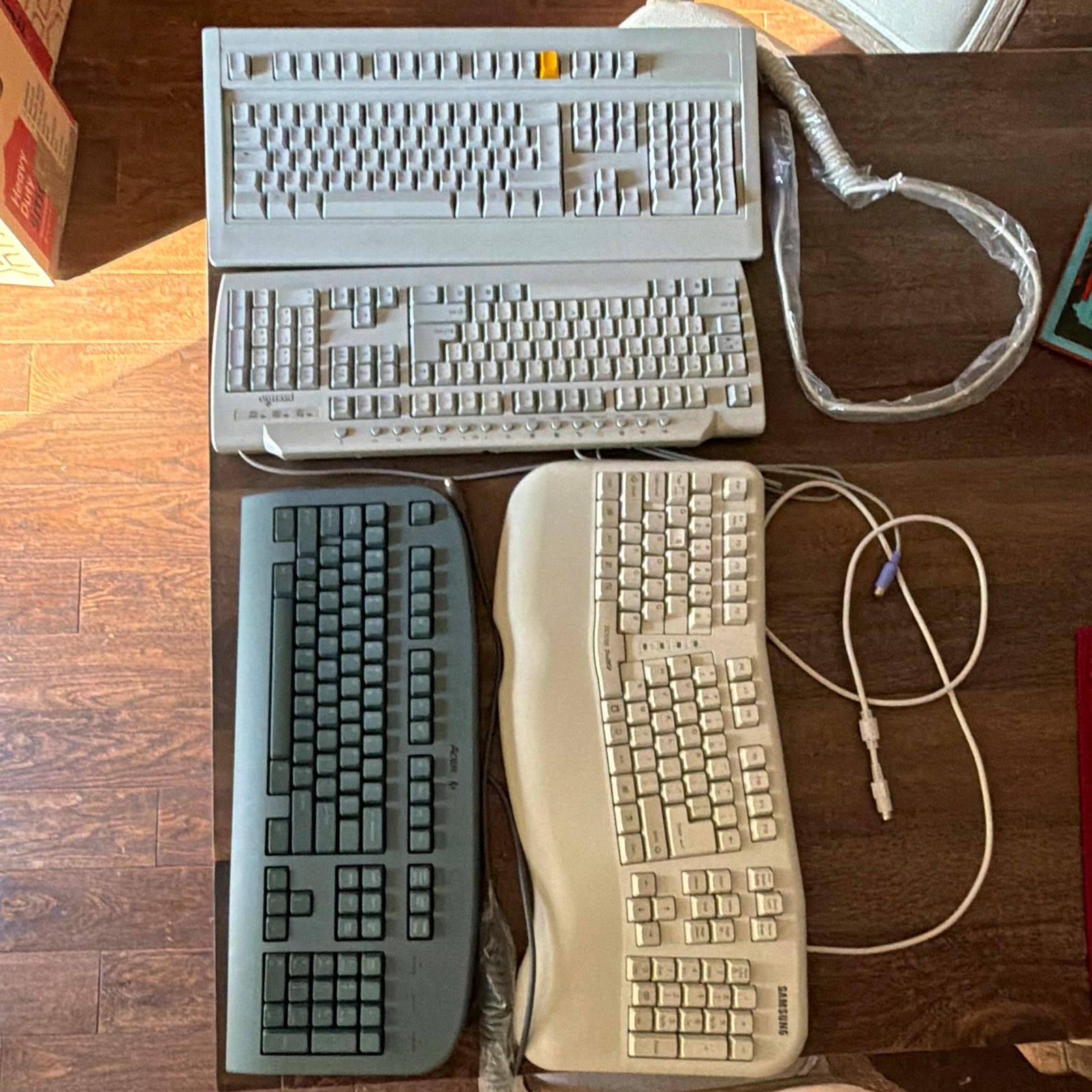 Lot of 4 Vintage Computer Keyboards PS/2