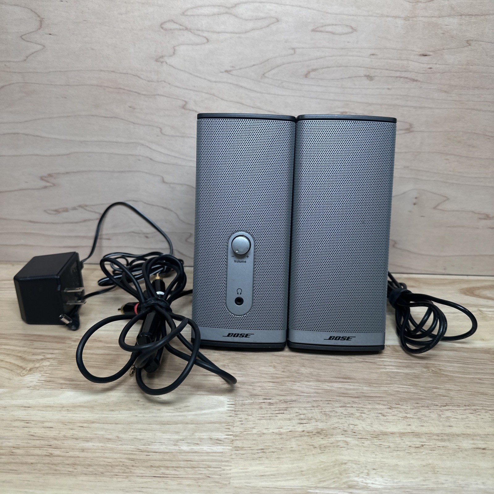 Bose Companion 2 Series II Multimedia Computer Speakers Silver Tested Working