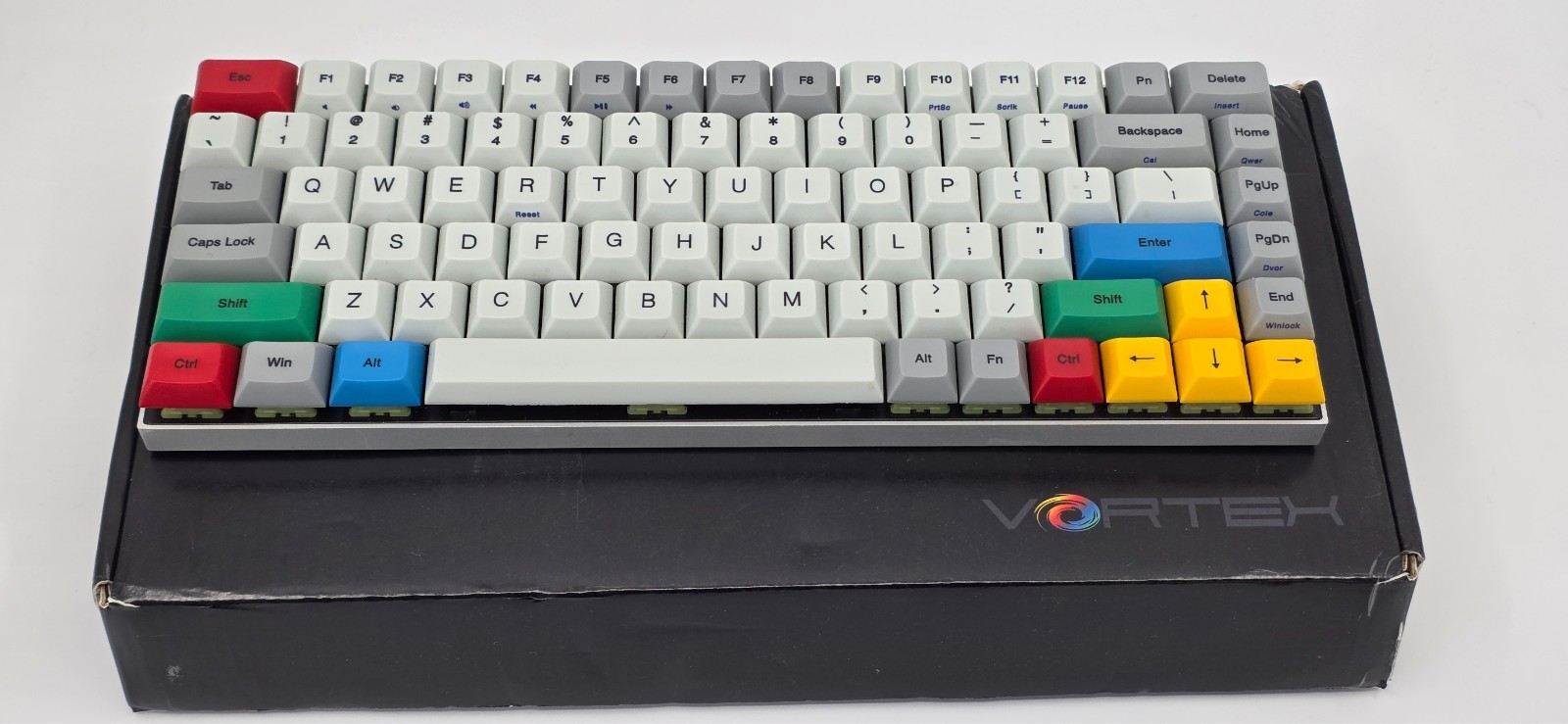 Vortex Race 3 RGB- 75%, Keyboard - VTG-8200, custom Outemu Silent Lime switches