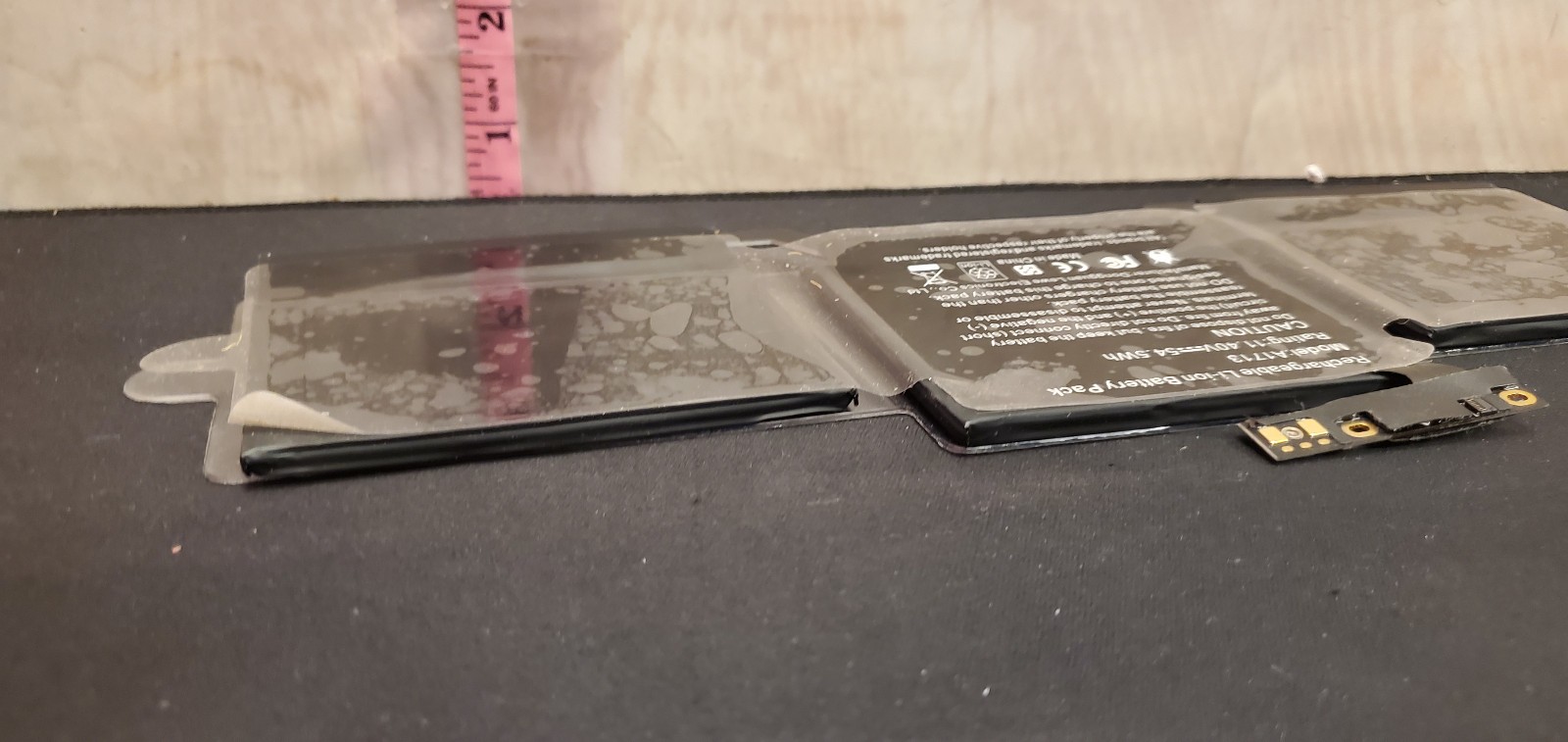 A1713 battery replacement for laptop