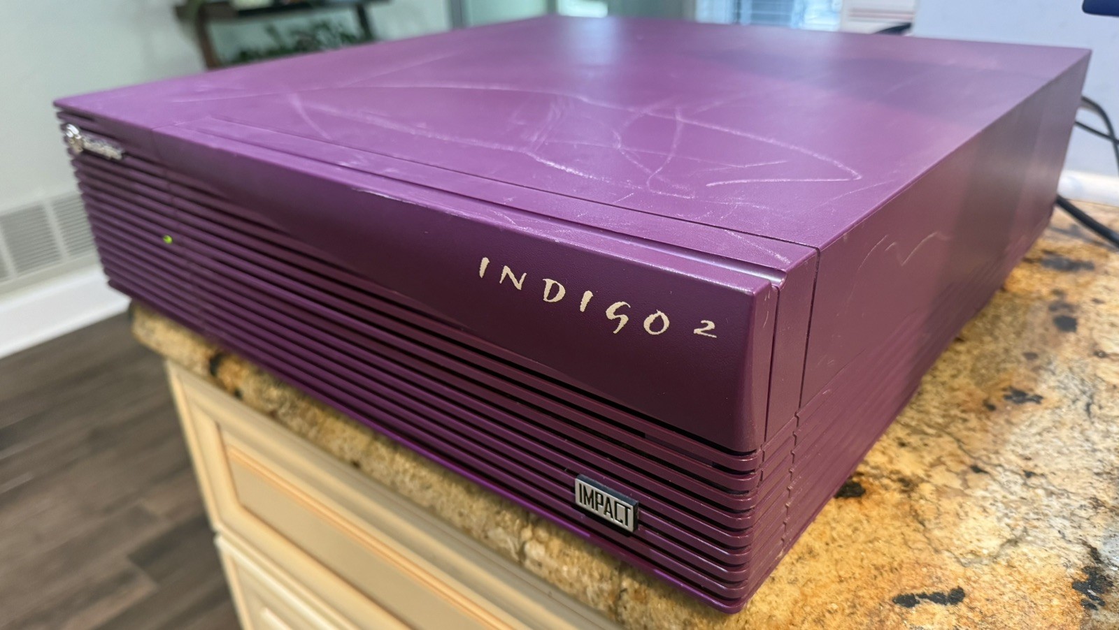 SGI Indigo2 R4400 200MHz 256mb IRIX 6.2 Computer CMNB007Y100 WORKS RARE Indigo 2