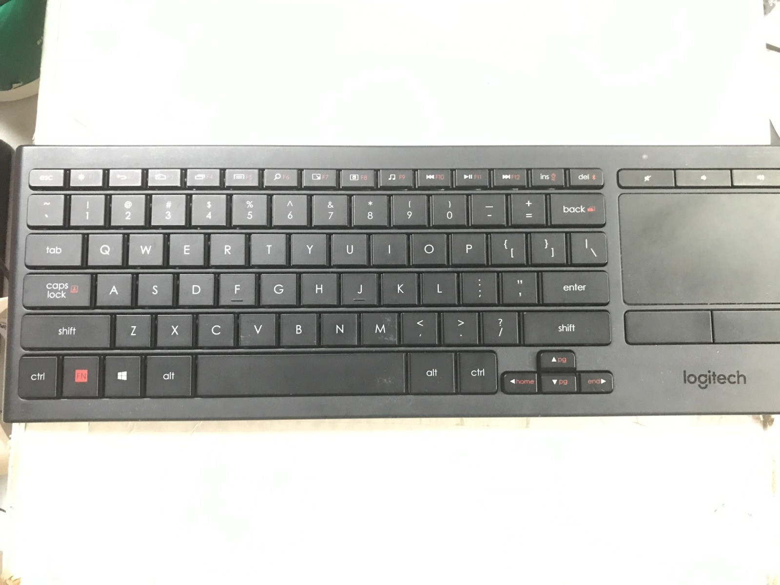Logitech K830 Wireless Illuminated Keyboard w/ Touchpad Black without dongle