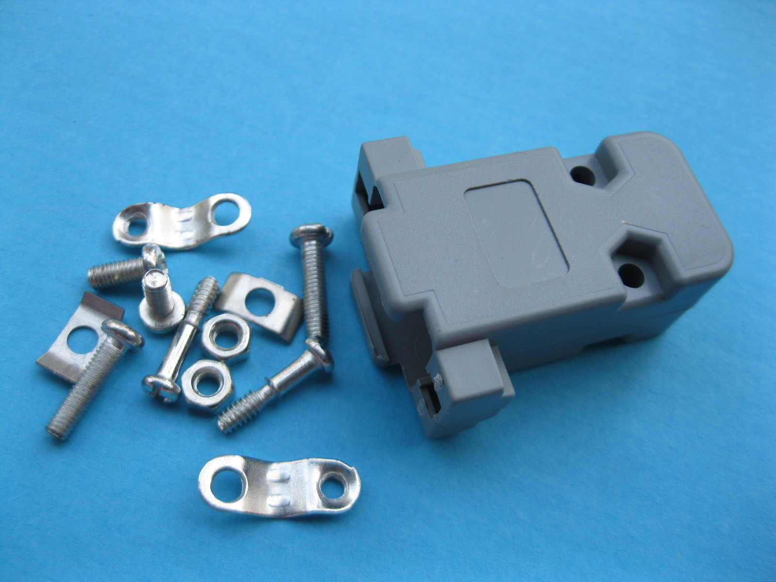 50 pcs D-Sub Hood Cover Plastic Shell for 9 Pin or 15 Pin 3 Row D-Sub Connector