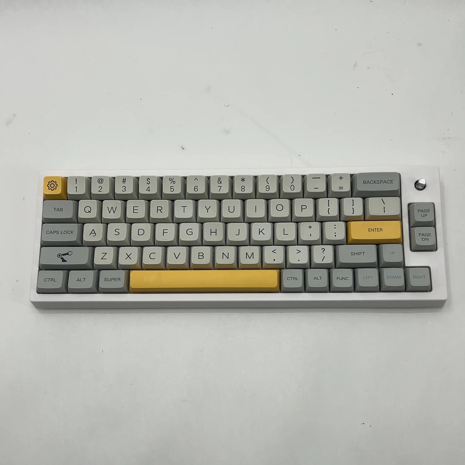 EpoMaker TH66 Pro Wired Keyboard White