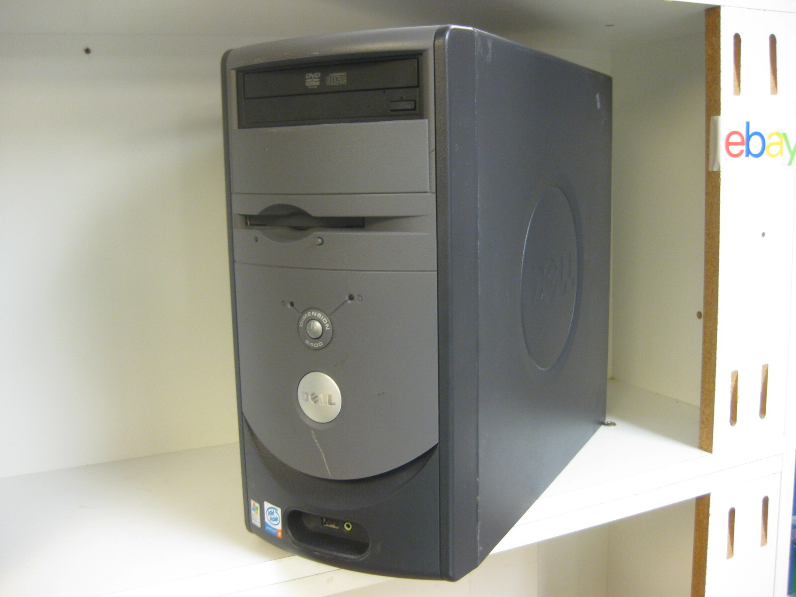 Dell Dimension 2400 MT  Pentium 4 2.66GHz,  FDD, 1GB RAM,  DVD Rom, 80GB,  No OS