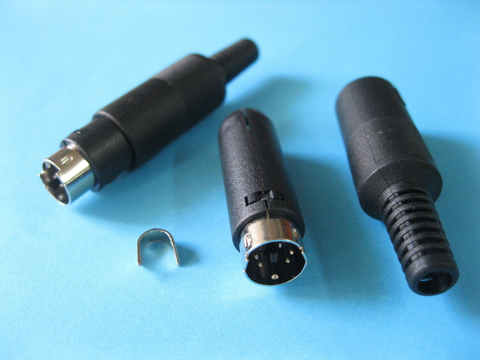 100 pcs Standard Mini DIN Plug 5 Pin Male Connector with Plastic Handle New