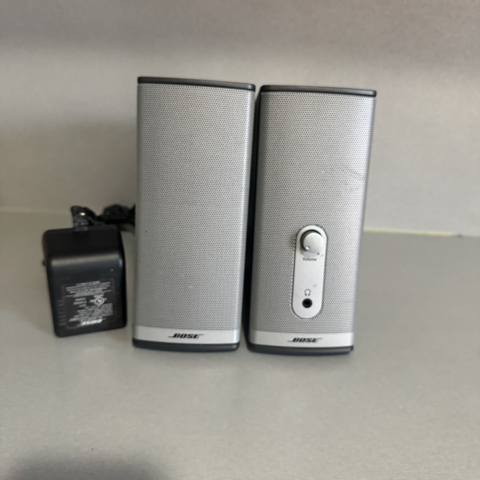 Bose Companion 2 Series II Multimedia Speaker System, Graphite, Tested Working