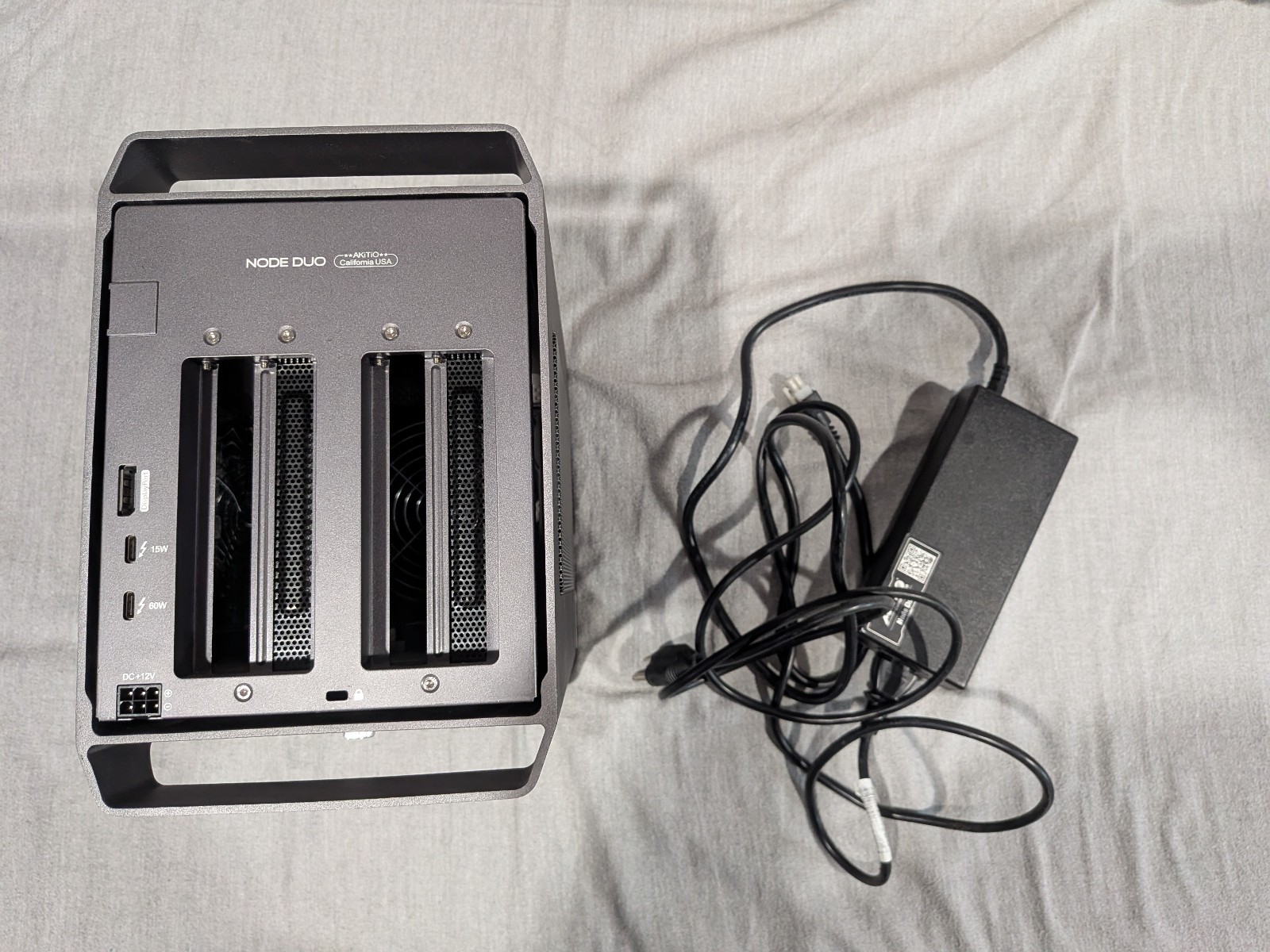 Akitio Node Duo Thunderbolt 3