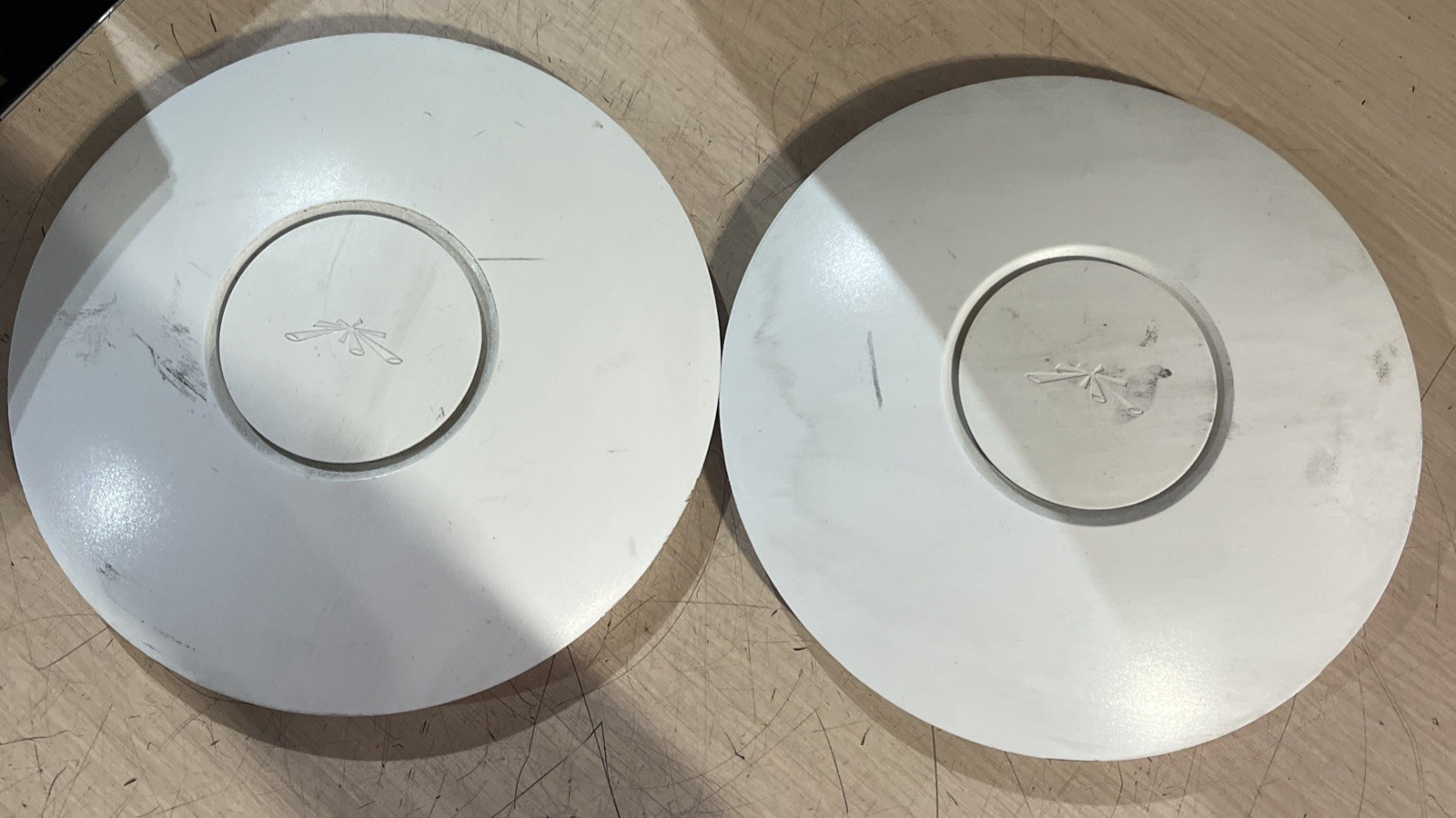 x2 UBIQUITI NETWORKS UNIFI UAP-PRO