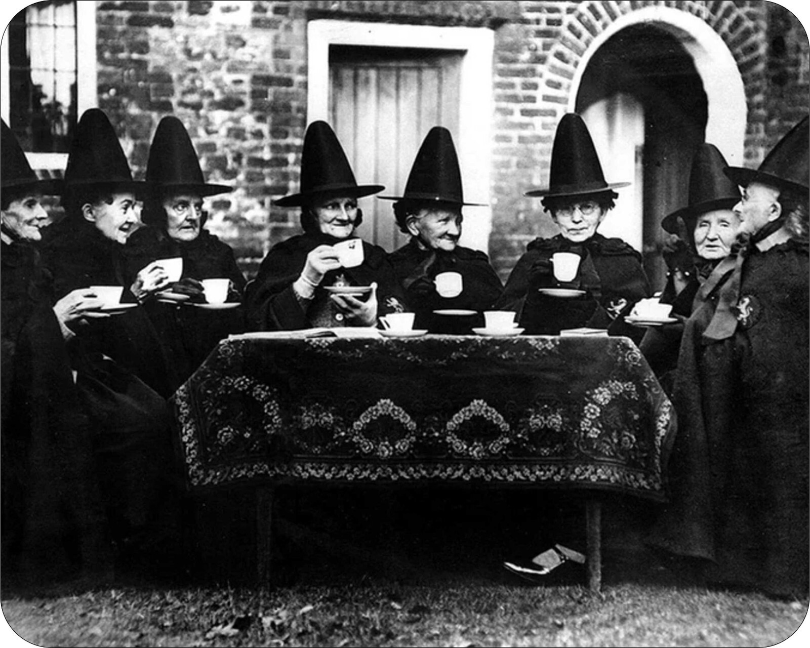 Halloween Witches Old Ladies  Men Mousepad  Mouse Pad