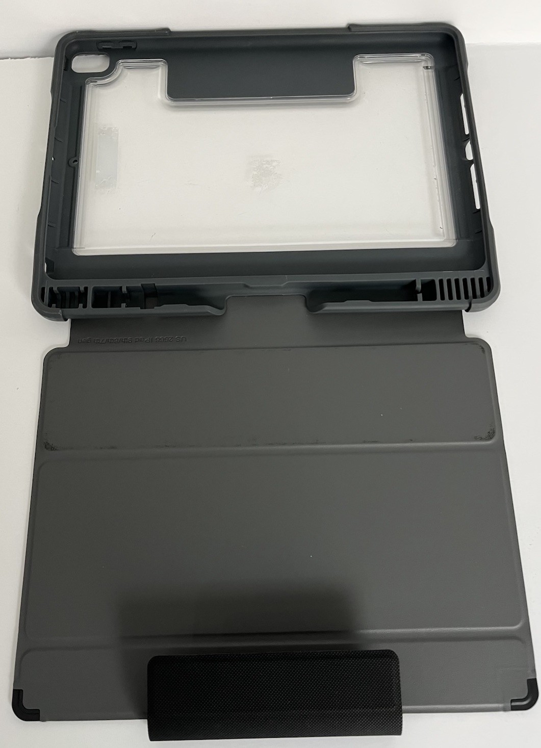 STM Dux Plus Ultra Case Cover For iPad 7th / 8th/9 Gen. US 2666