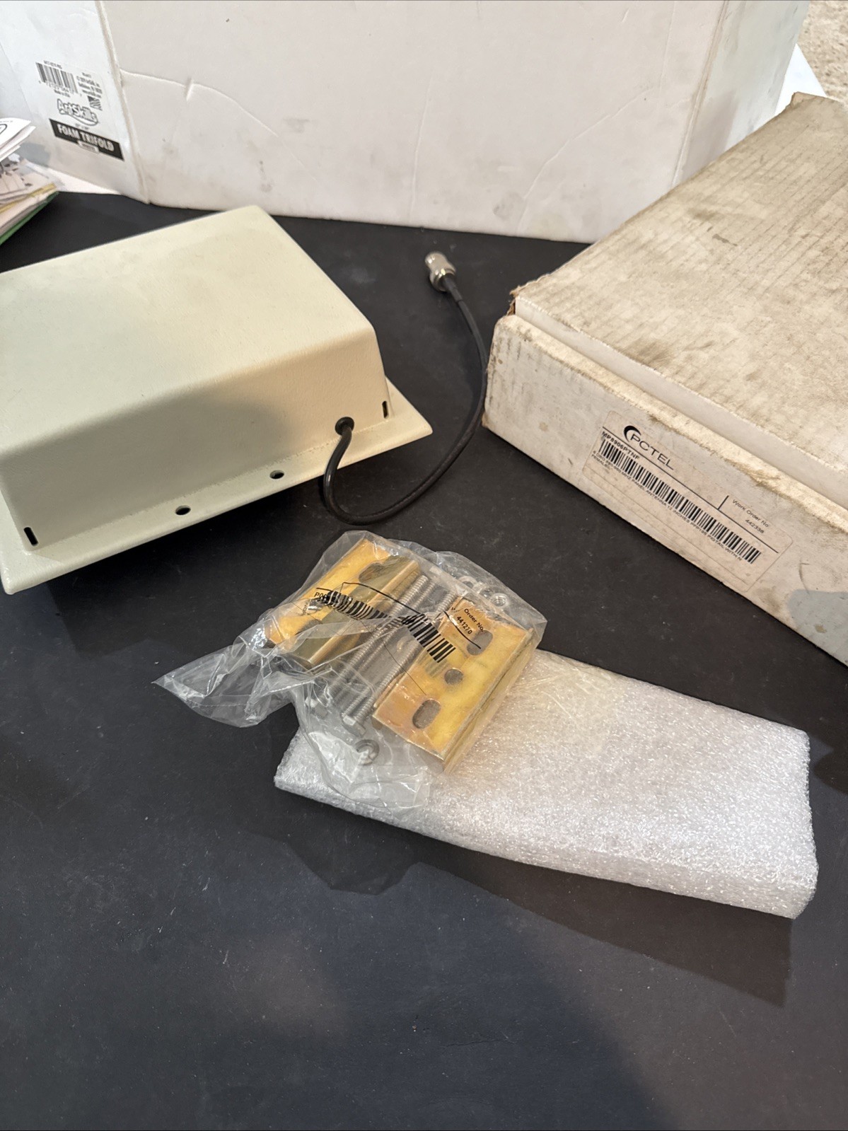 PCTEL MP8906PTNF Panel Antenna NOS