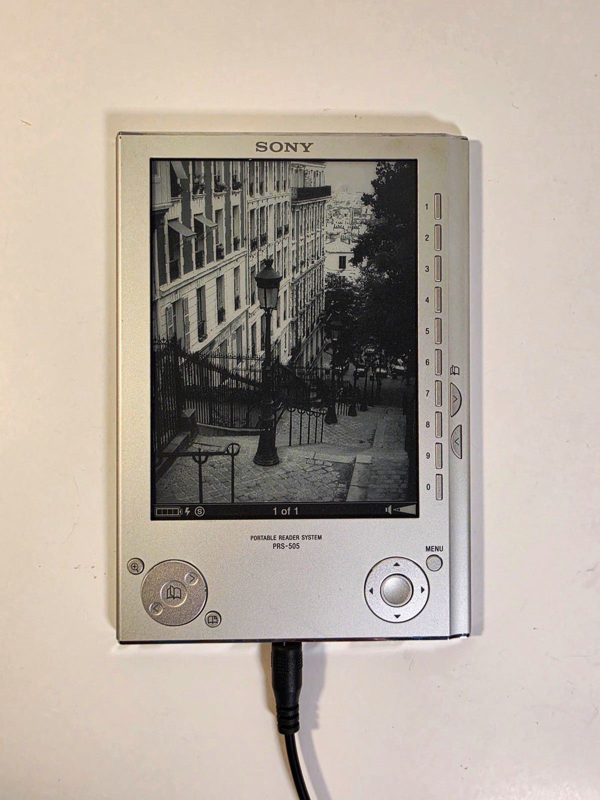Sony Reader PRS-505 Silver 6" eBook Reader - Works Plugged In