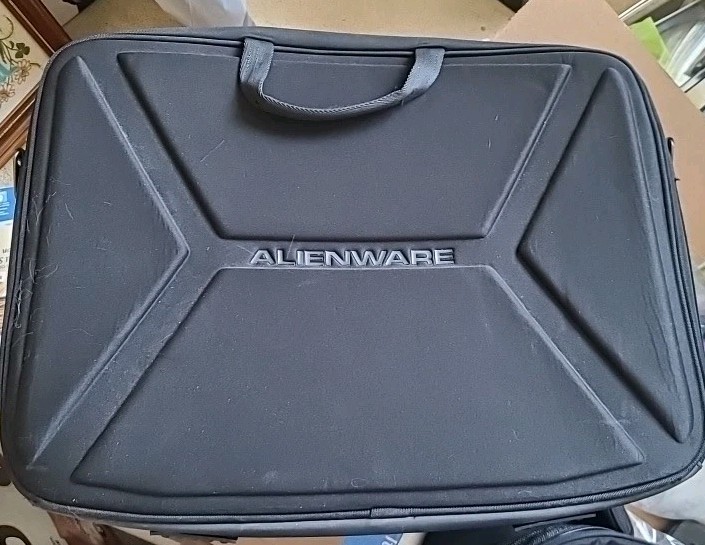 Alienware Vindicator 2.0 17.3" Laptop Briefcase Gaming Bag Plus 2 Accessory Bags