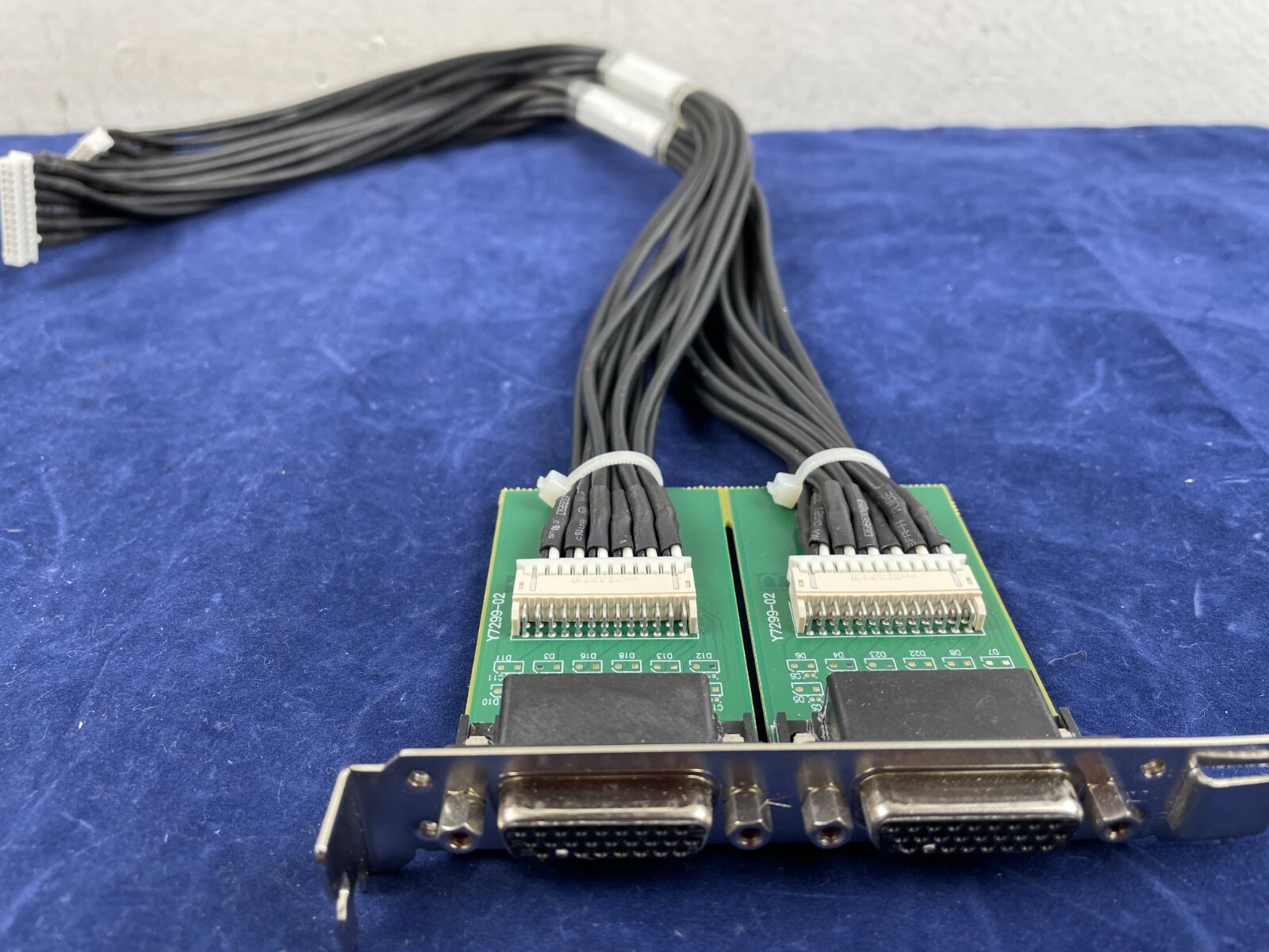 Matrox XMIO2/24/CBL Y7299-01 REV B Cable Kit - Audio & Video X.Mio2 & 4 Y2475-02