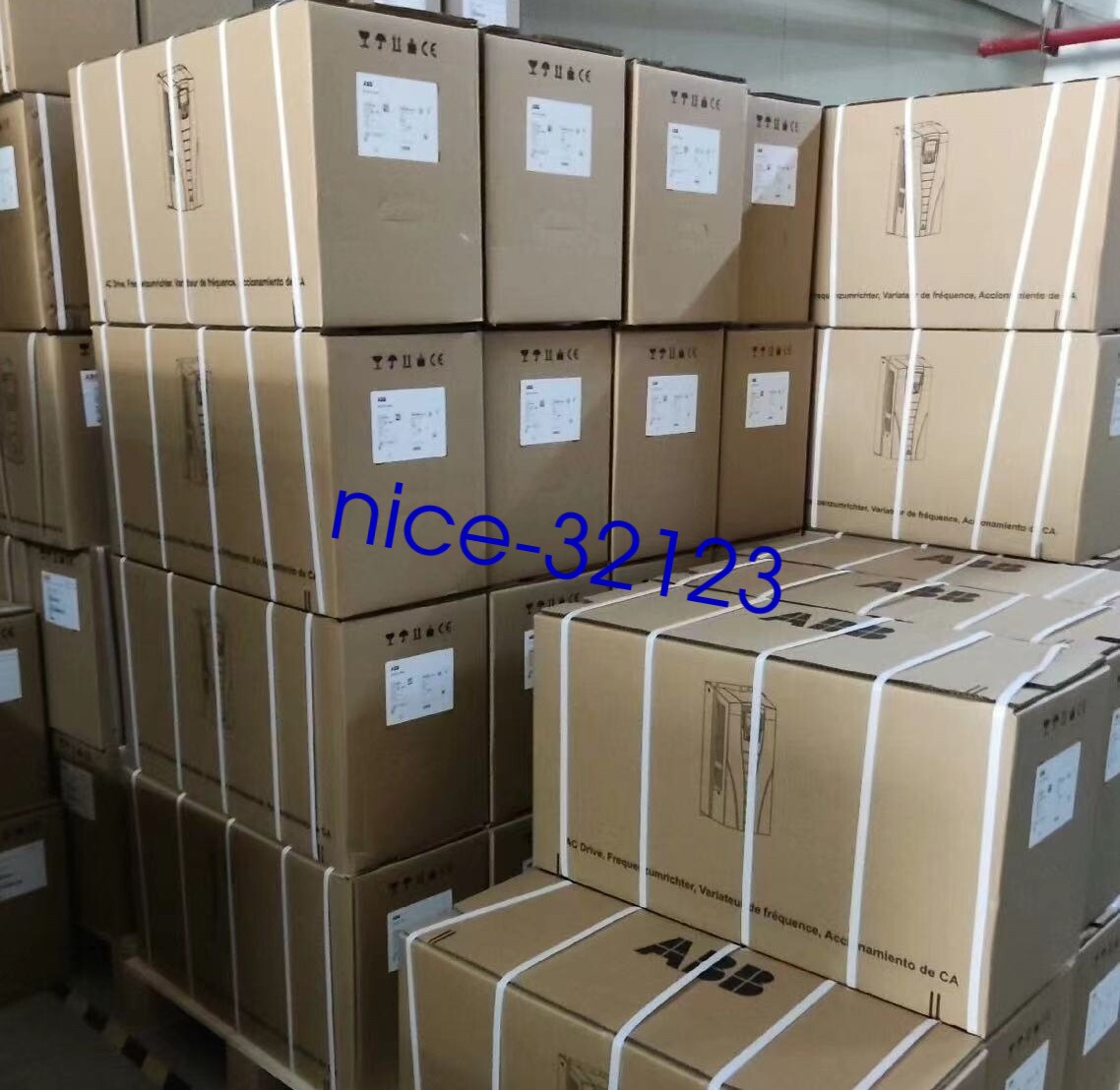 1pc ABB ACS880-01-04A0-3 frequency converter 3PH 1.5KW