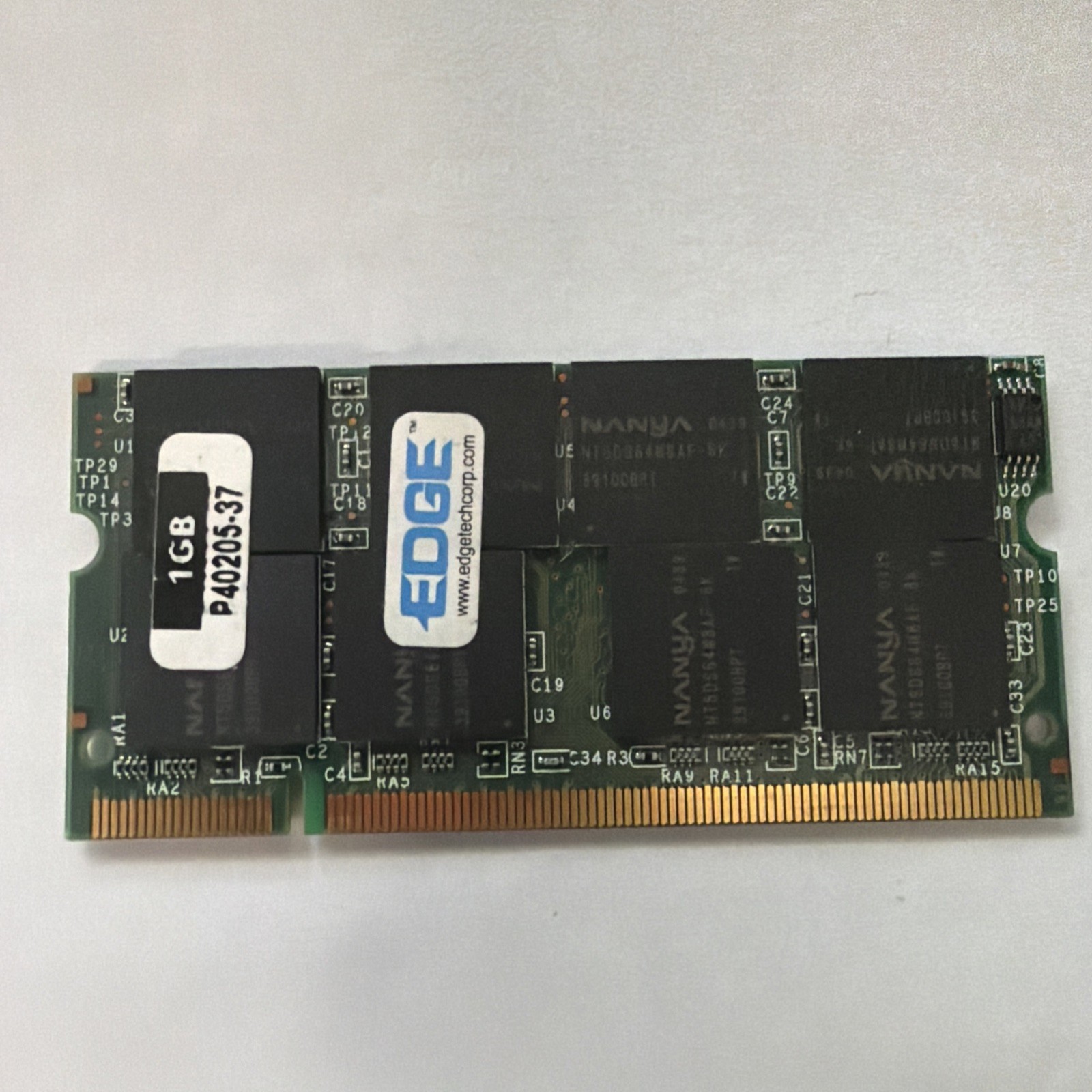 1GB DDR SODIMM EDGE P40205-37
