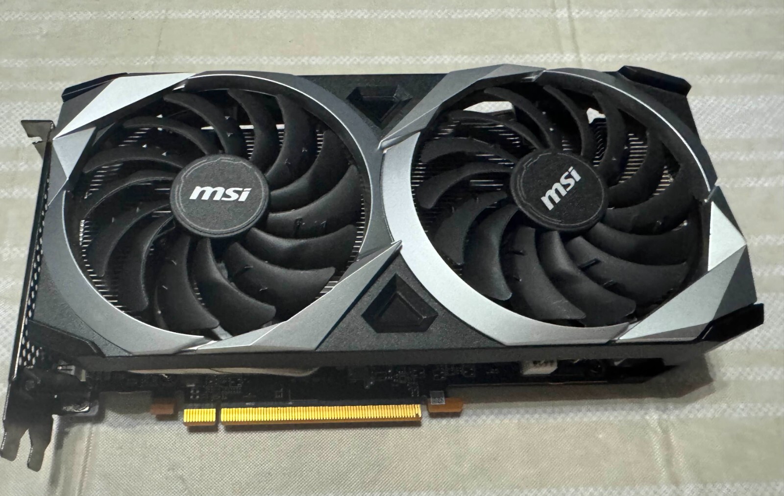 MSI Radeon RX 6600 XT MECH 2X OC 8GB GDDR6 Graphics Card/Processor AMD GPU