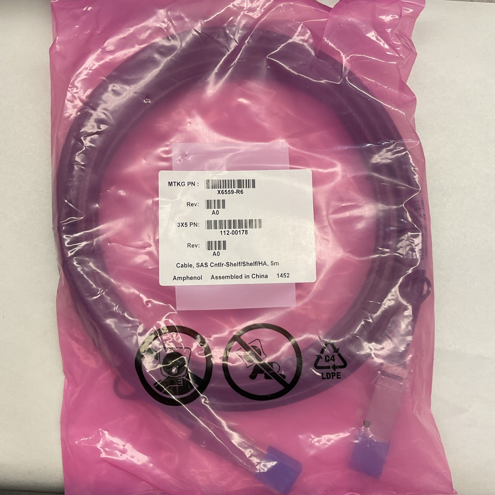NEW AMPHENOL X6559-R6 5M QSFP SAS  CNTLR-SHELF/SHELF/HA 5M 